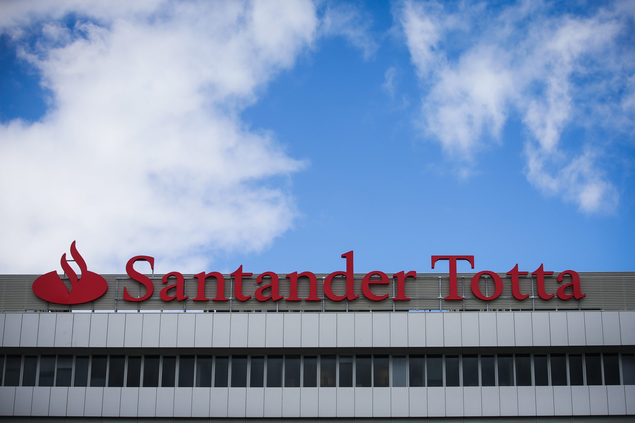 Acionistas do Santander Totta elegem hoje novo presidente executivo
