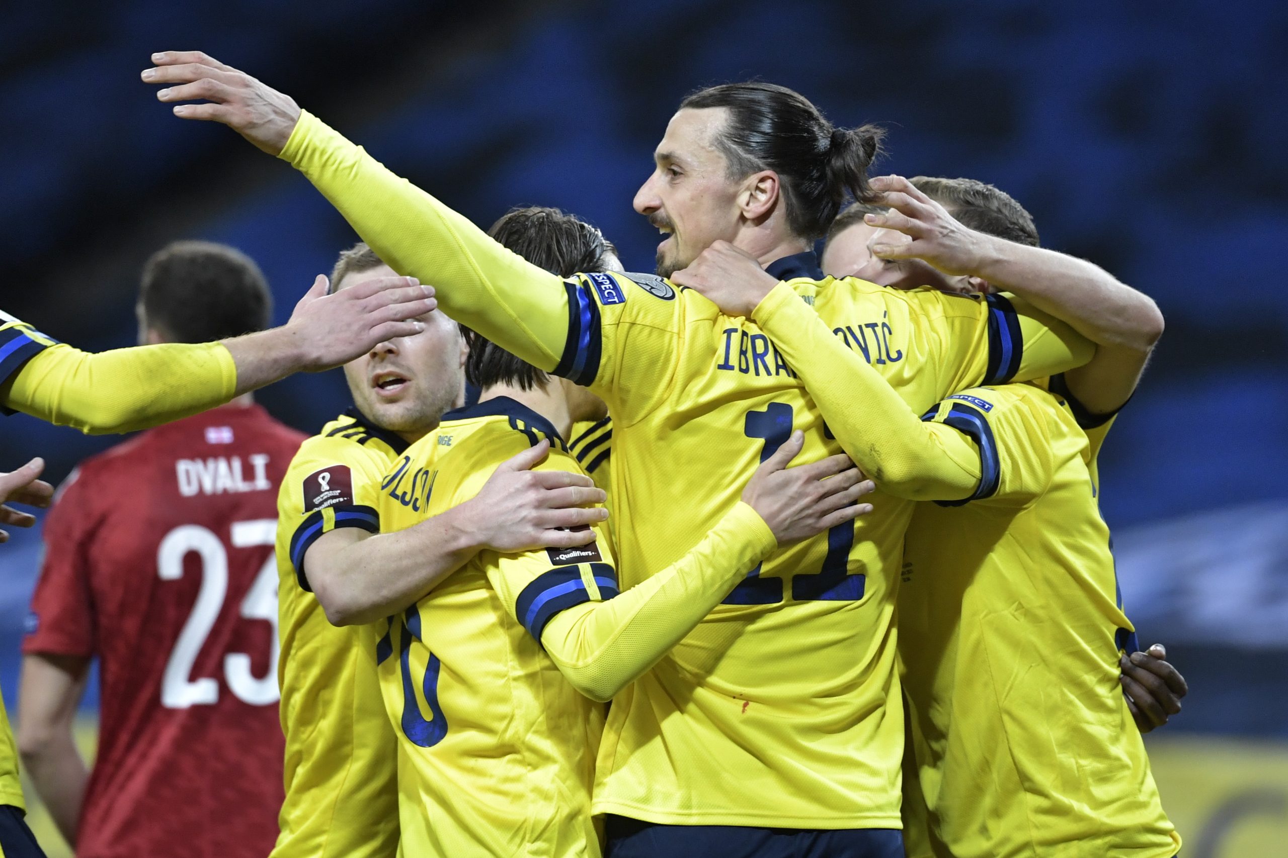 Ibrahimovic canta hino pela primeira vez à 117.ª internacionalização