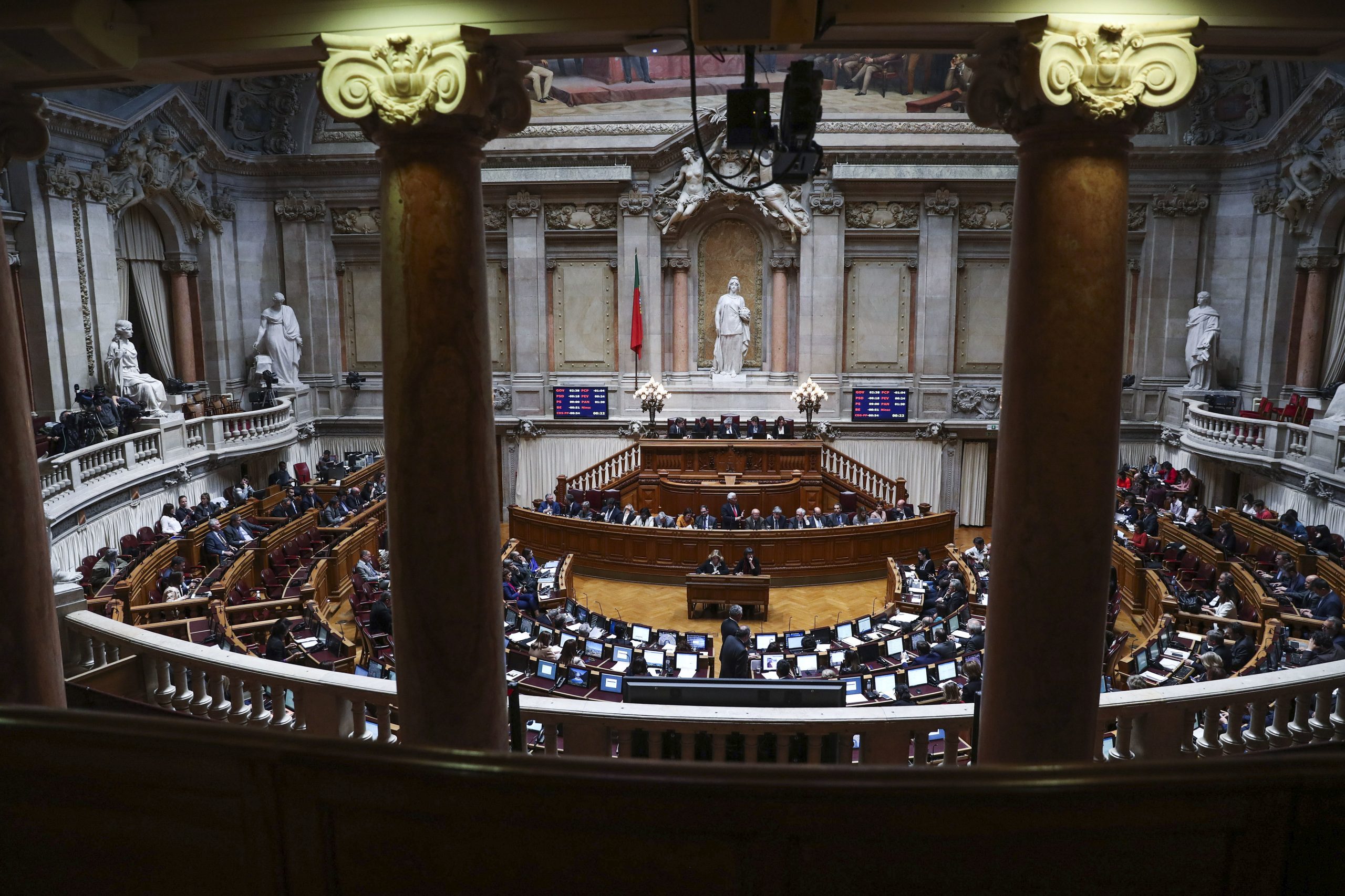Deputados vão ter acesso a toda a informação sobre os grandes devedores da banca