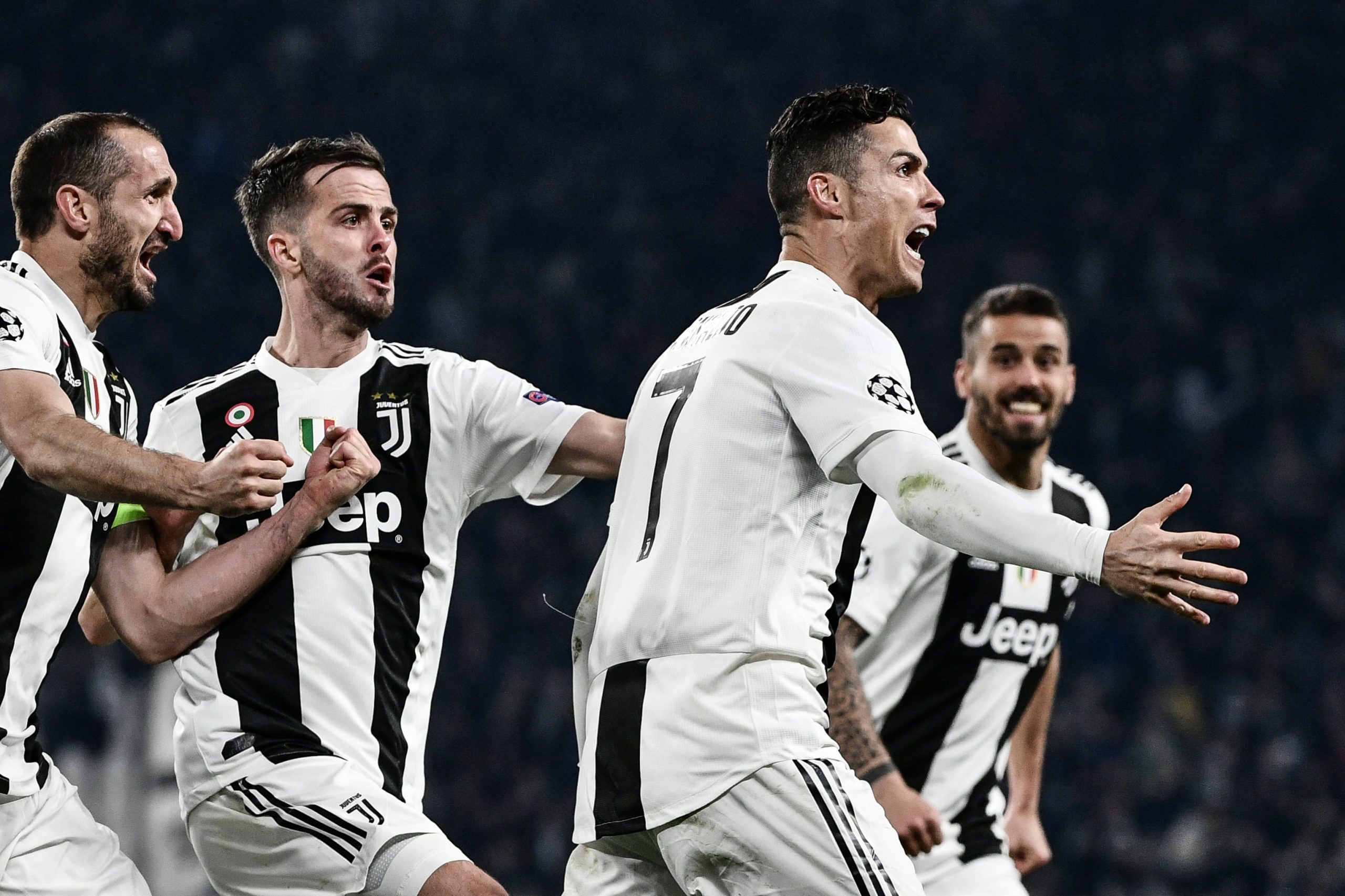 Liga dos Campeões: Hat-trick de Cristiano Ronaldo elimina Atlético e coloca Juventus nos quartos-de-final