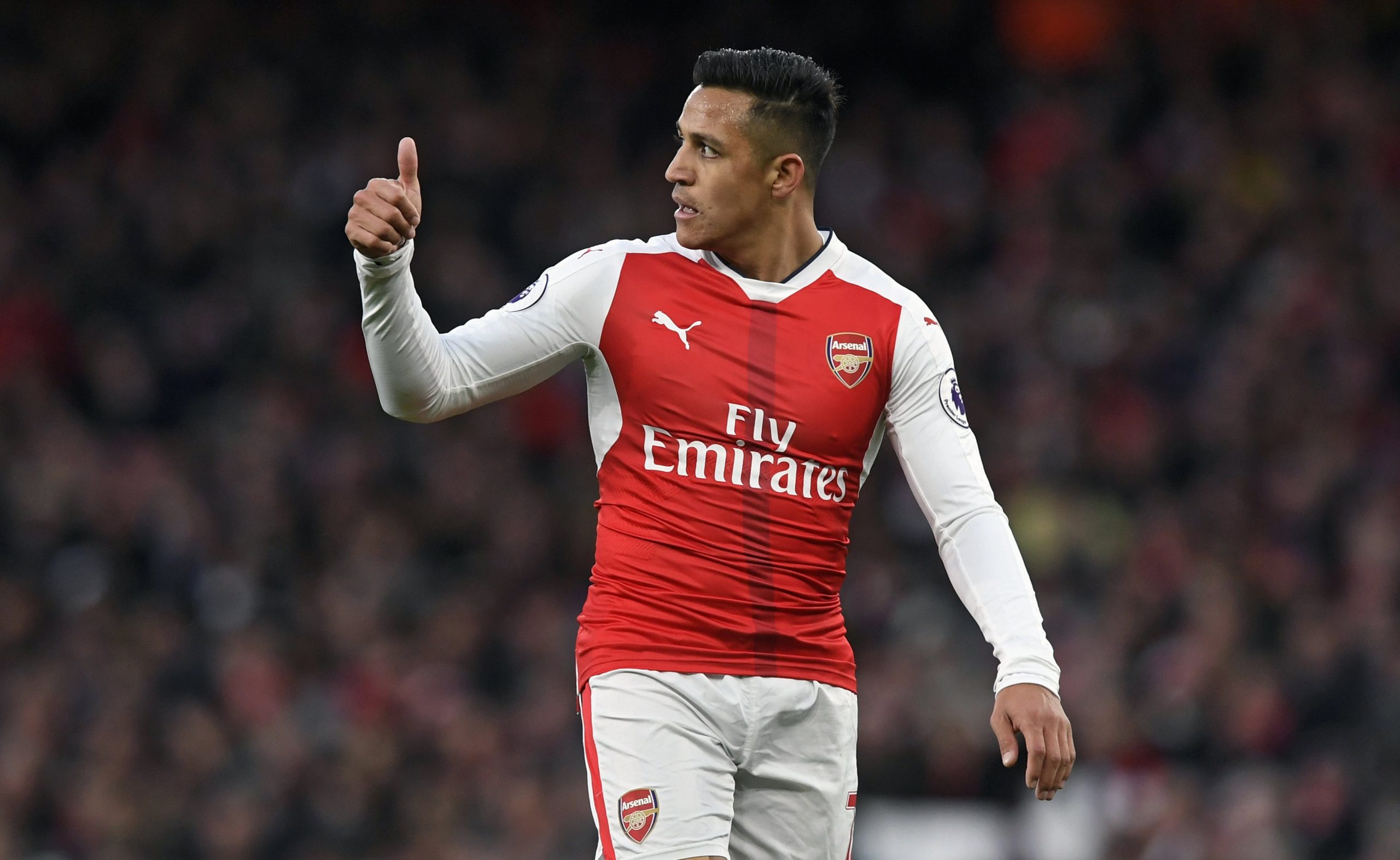 Mourinho feliz por ter Alexis Sánchez e descarta Cristiano Ronaldo