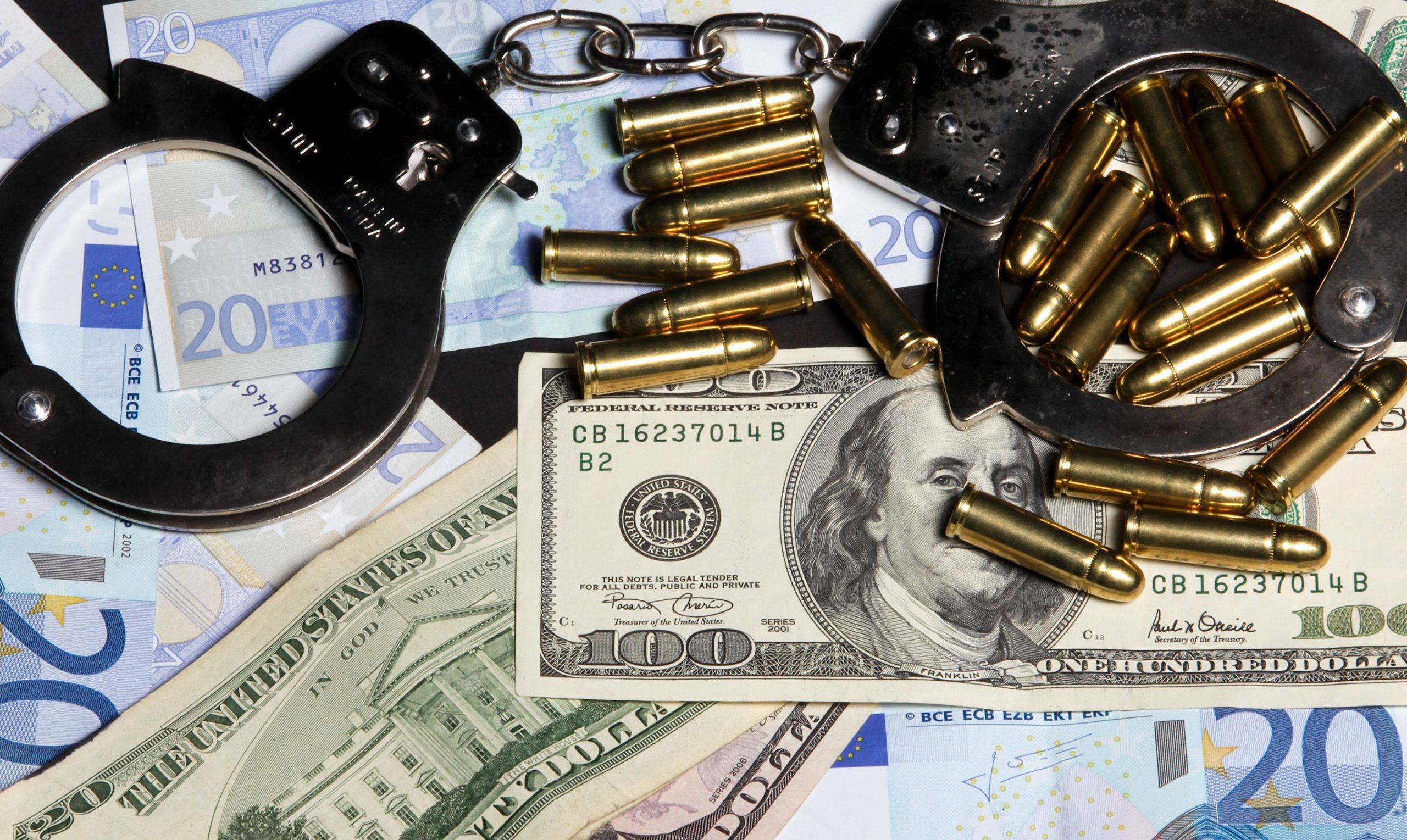 Normas reforçadas contra branqueamento de capitais entram hoje em vigor