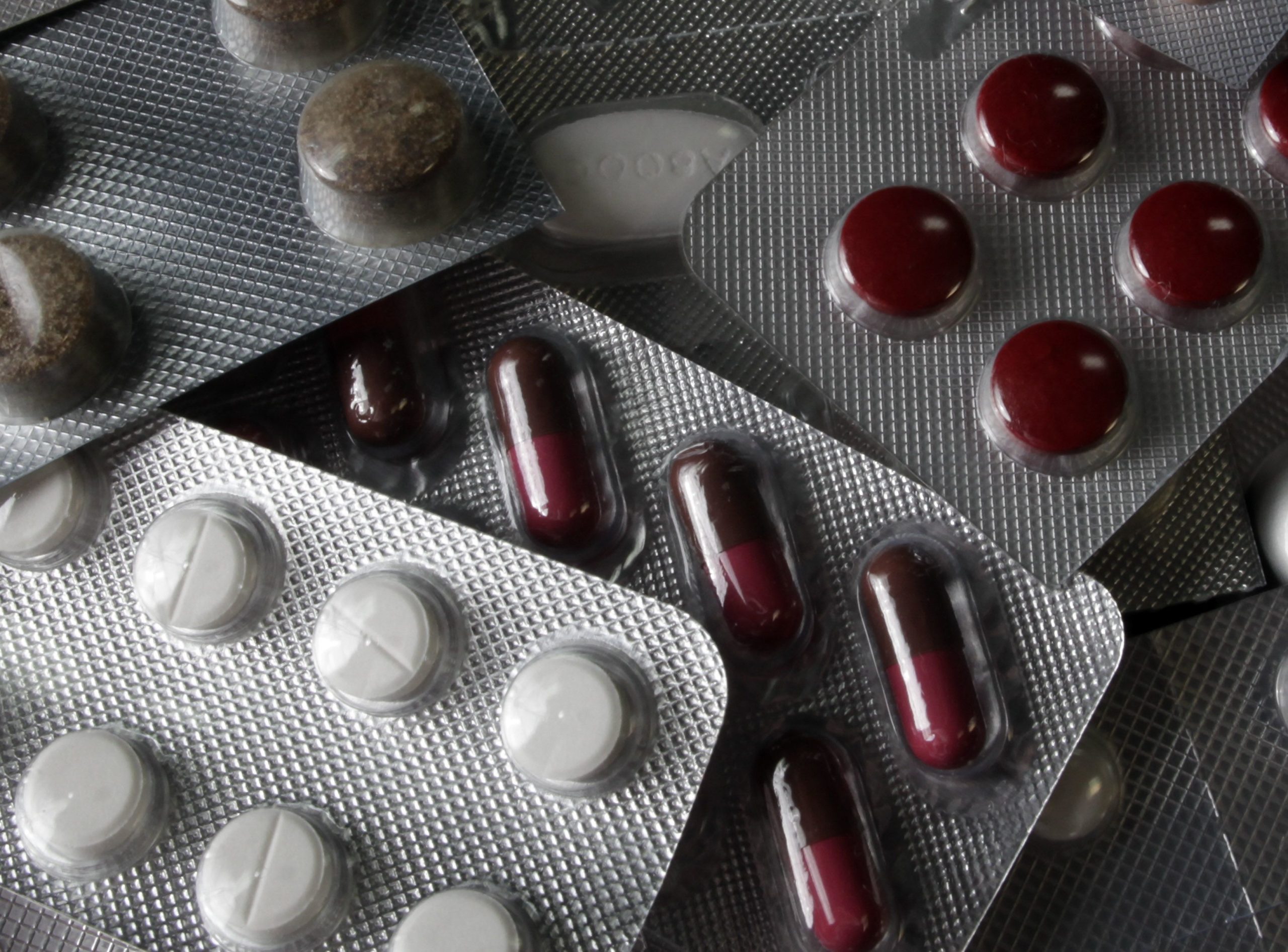 Infarmed proíbe a exportação de 110 medicamentos em agosto