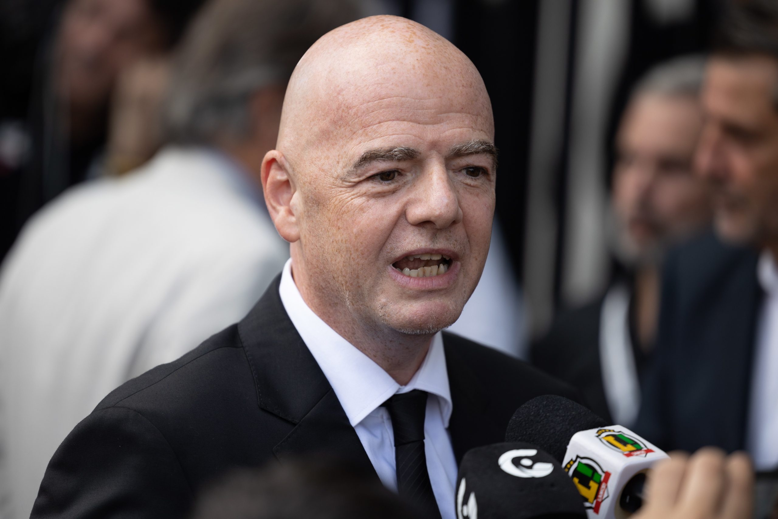 Gianni Infantino agradece a Cabo Verde por dar nome de Pelé ao Estádio Nacional