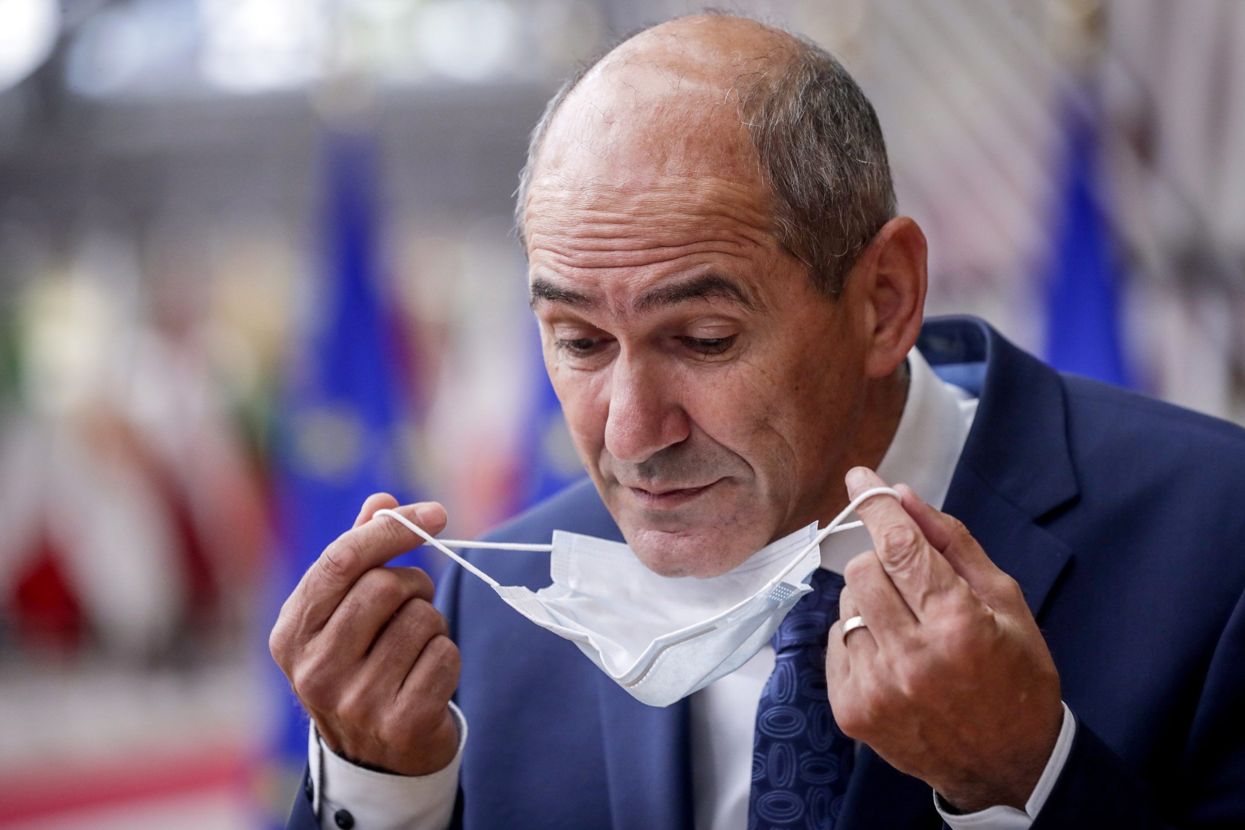 Eslovénia apoia veto da Hungria e Polónia ao orçamento plurianual da UE