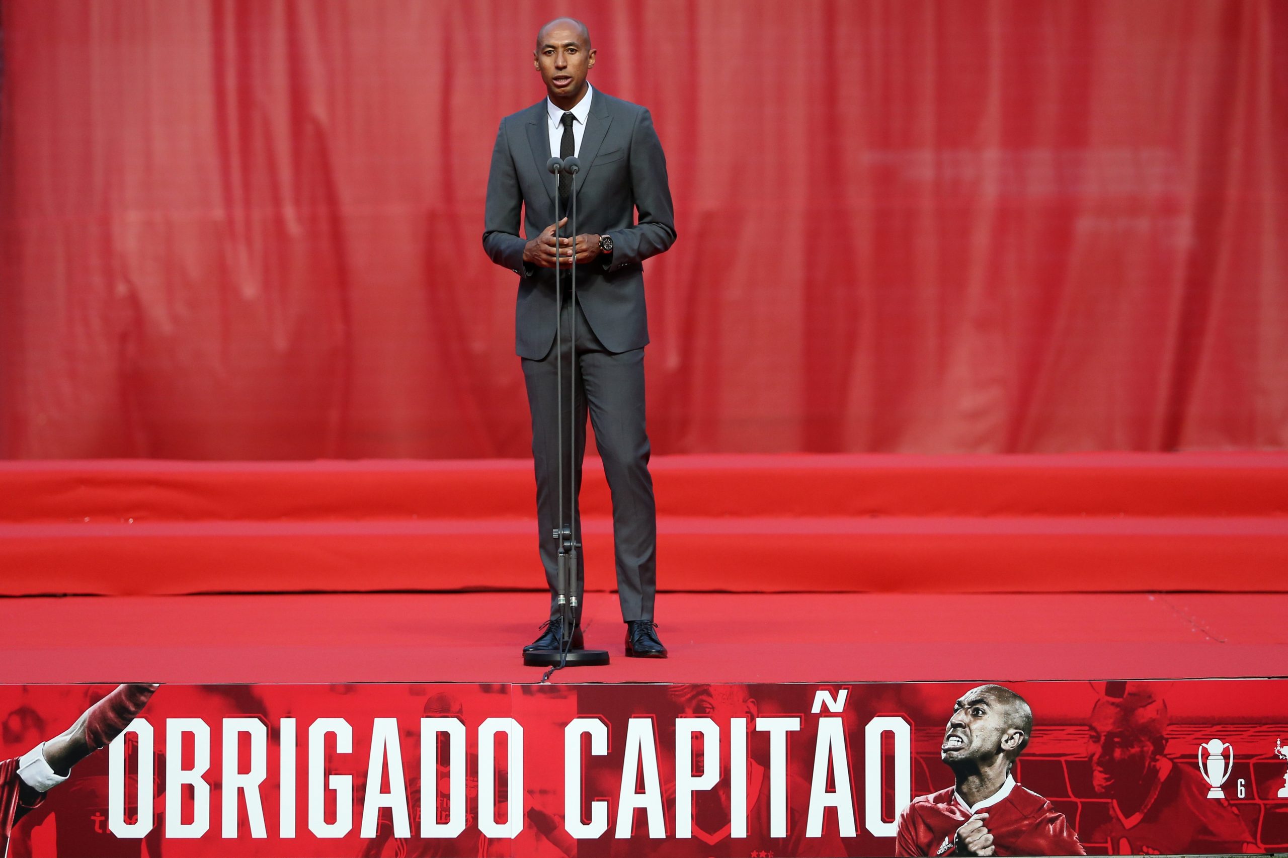 Luisão diz que Benfica estará “à altura” da exigência diante de Galatasaray