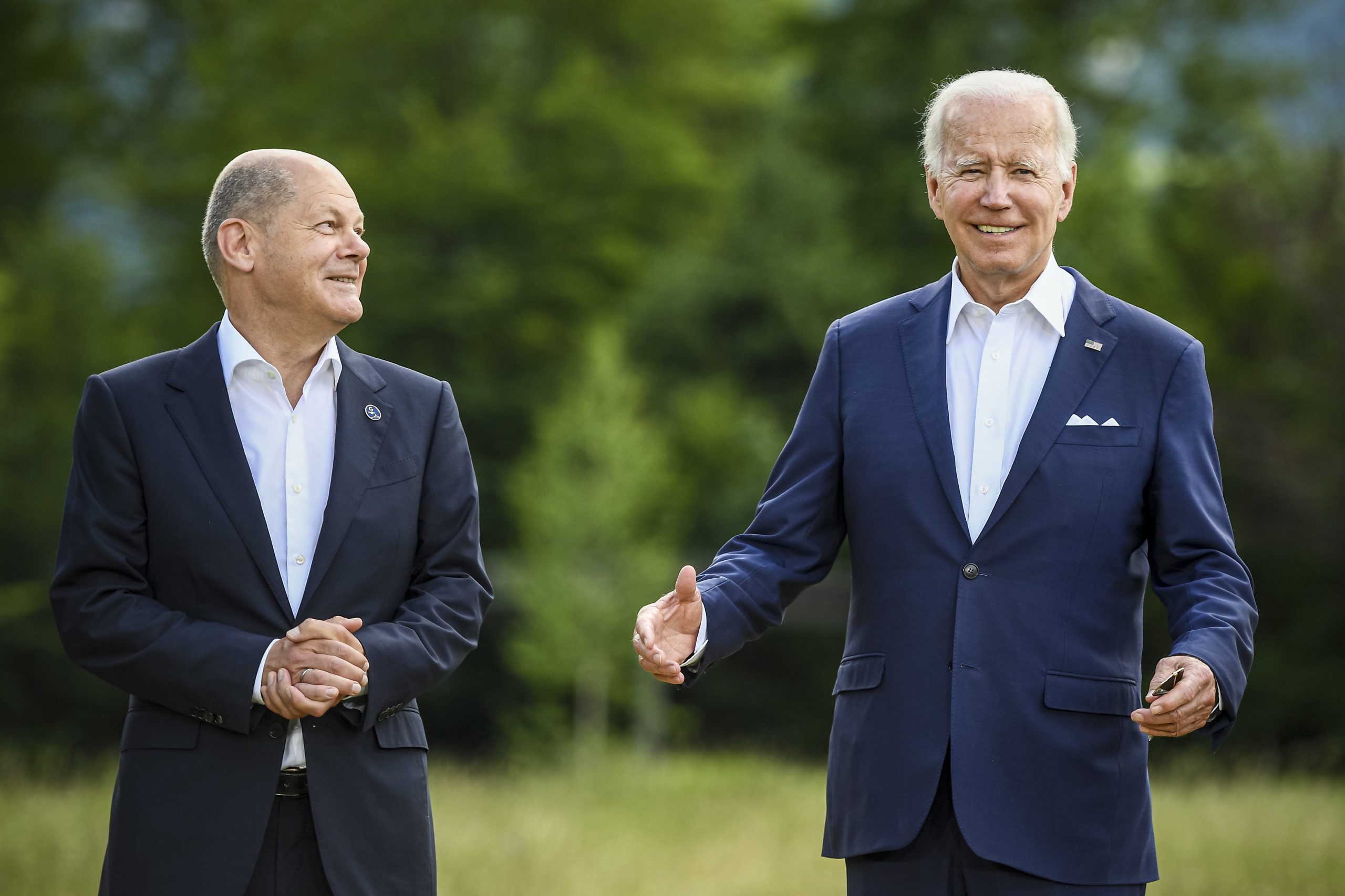 Scholz e Biden abordaram apoio a Kiev antes da reunião na Alemanha