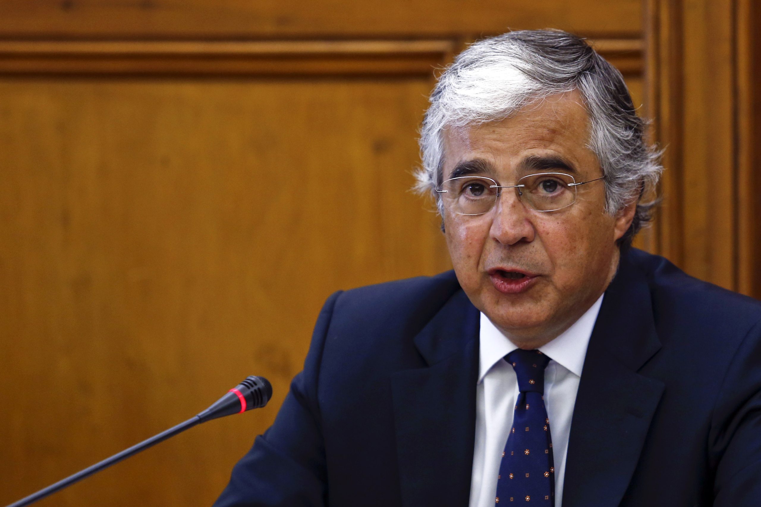 Ex-ministro Aguiar-Branco insiste na queixa contra a agora ex-eurodeputada Ana Gomes