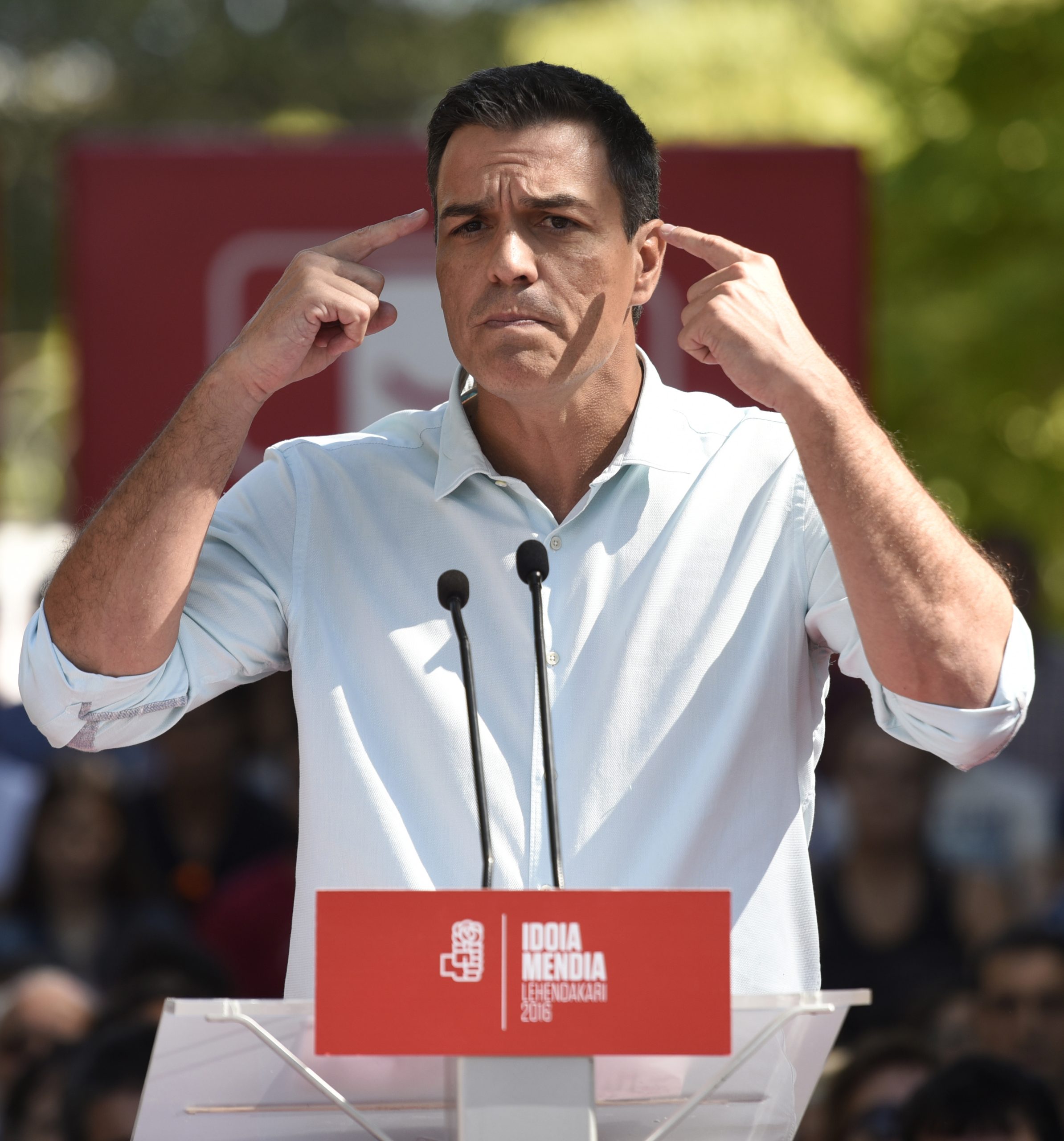 Eurogrupo: Líder do PSOE apoia candidatura de Mário Centeno