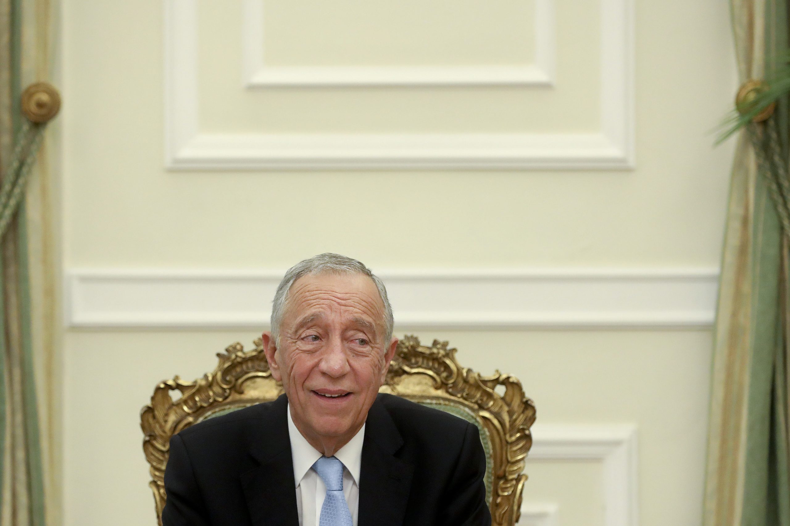 Offshore: Marcelo promulga lei que obriga fisco a divulgar estatísticas de transferências