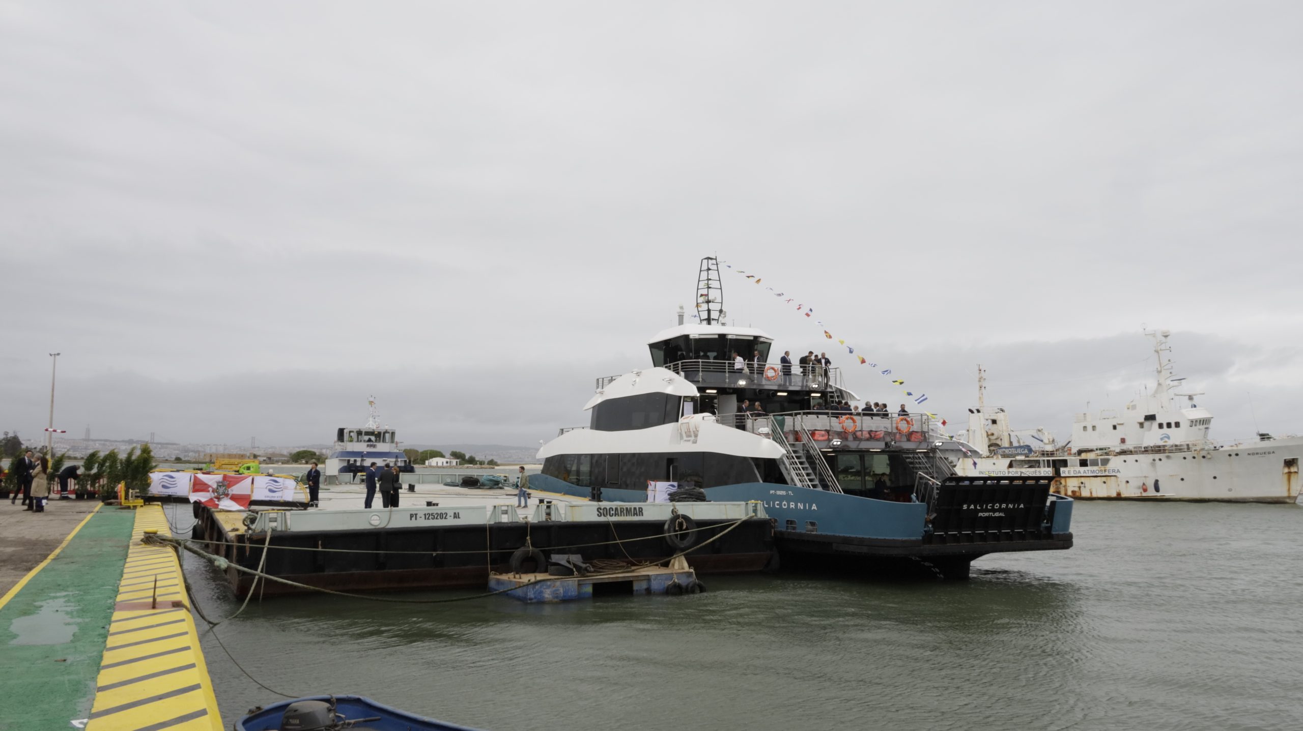 Primeiro ferry 100% elétrico entra sexta-feira em operação em Aveiro