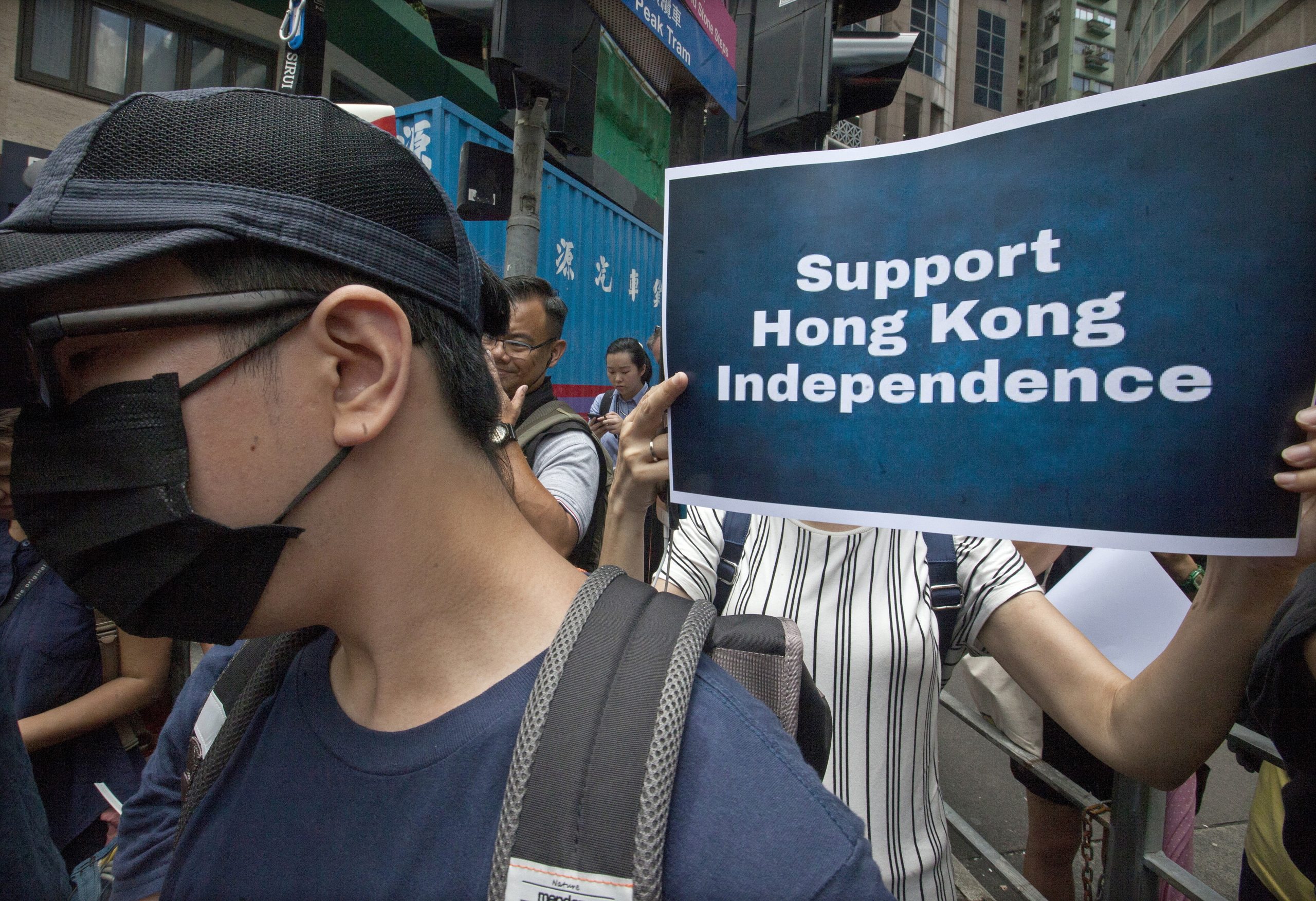 Hong Kong defende-se das críticas por recusar renovar visto a jornalista