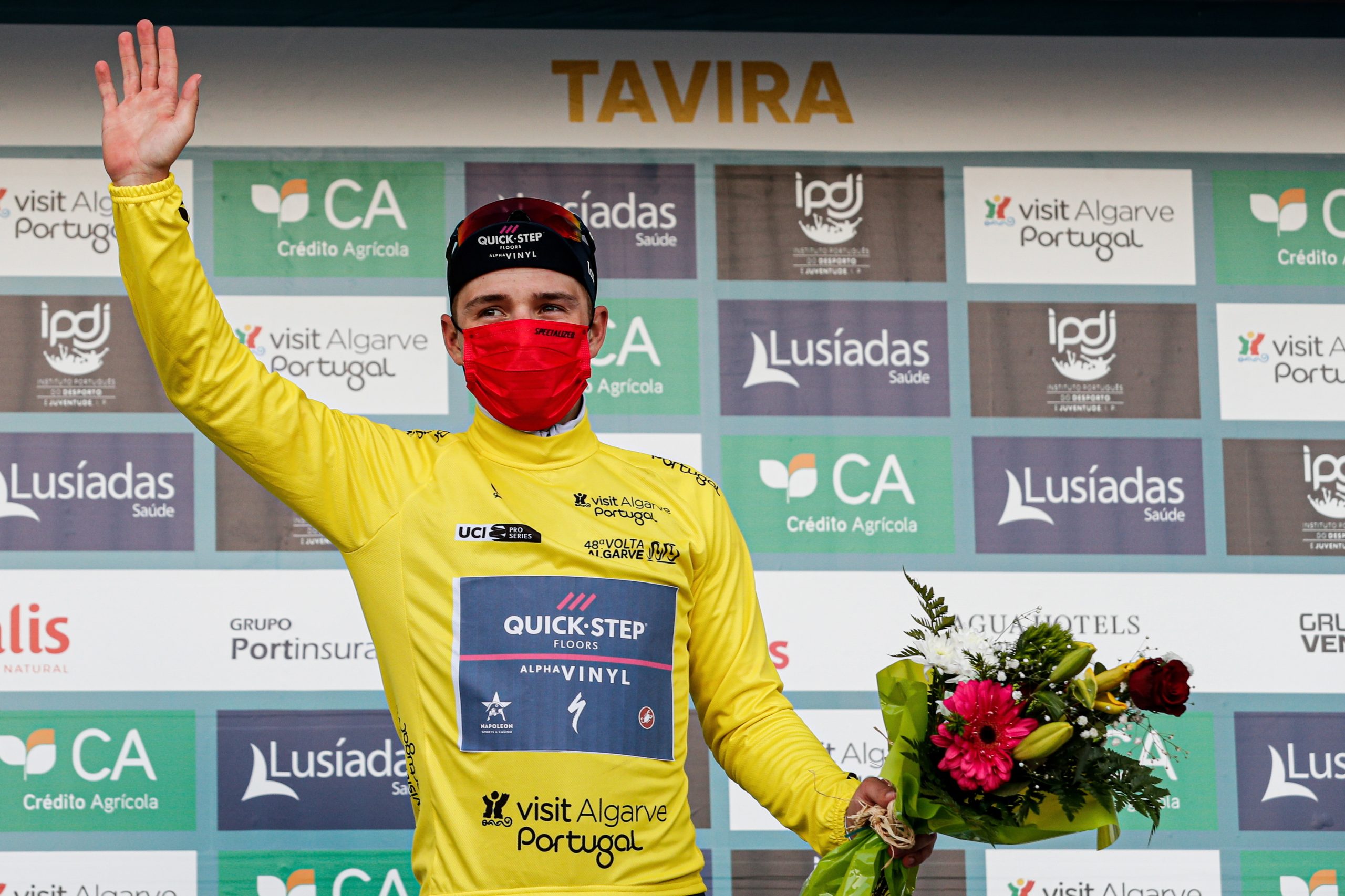 Volta ao Algarve: Remco Evenepoel procura levar segunda amarela para casa