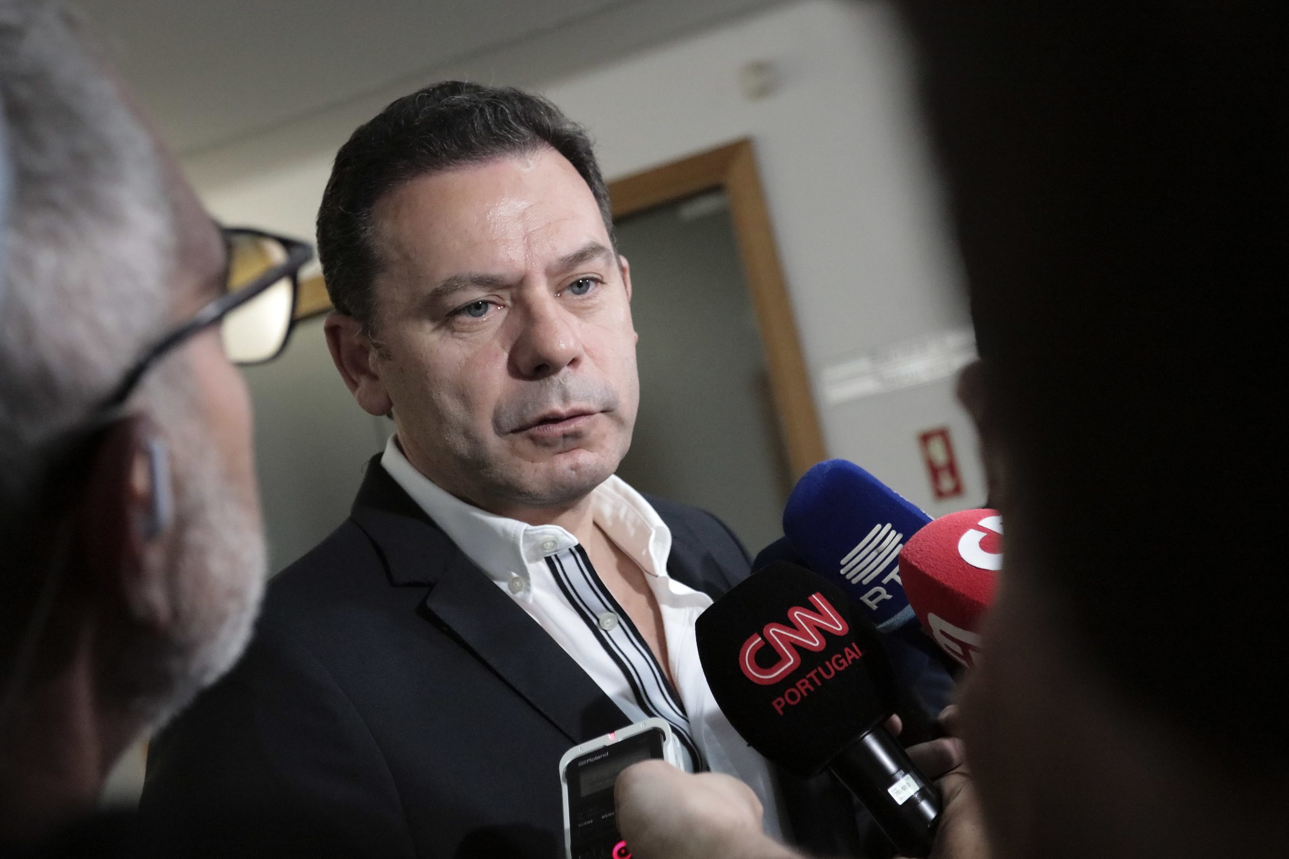 PSD: Presidente eleito esteve cinco semanas quase ausente do espaço mediático