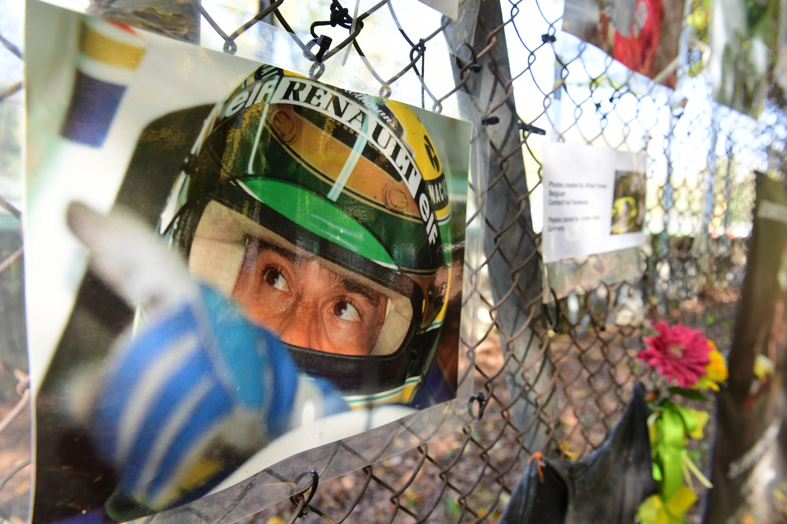 Museu do Grande Prémio de Macau apresenta escultura de Vhils de homenagem a Ayrton Senna