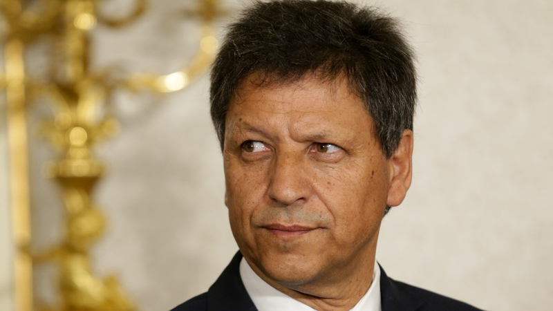 José Artur Neves, de construtor de autoestradas e autarca a governante efémero