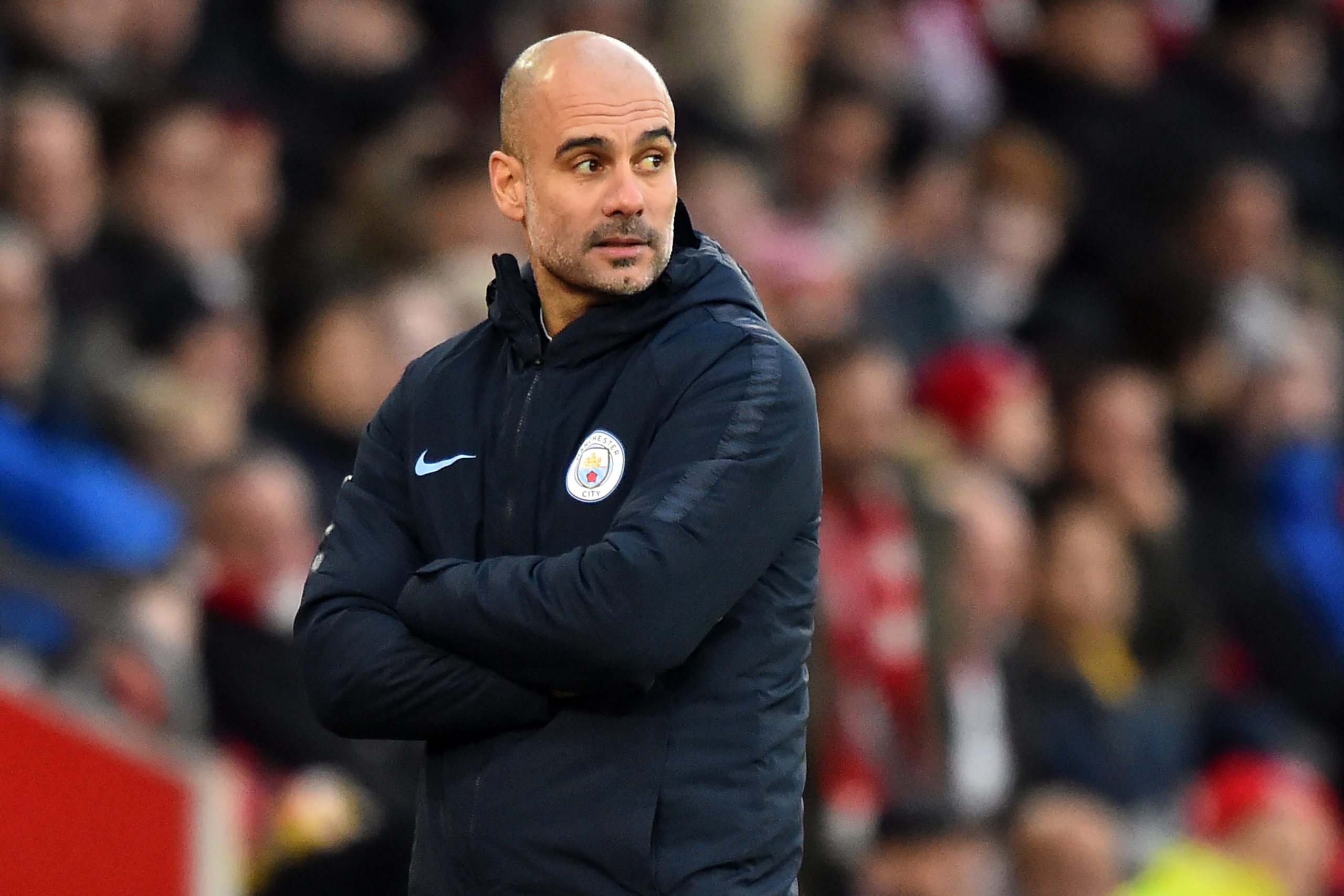 Pep Guardiola eleito treinador do ano em Inglaterra
