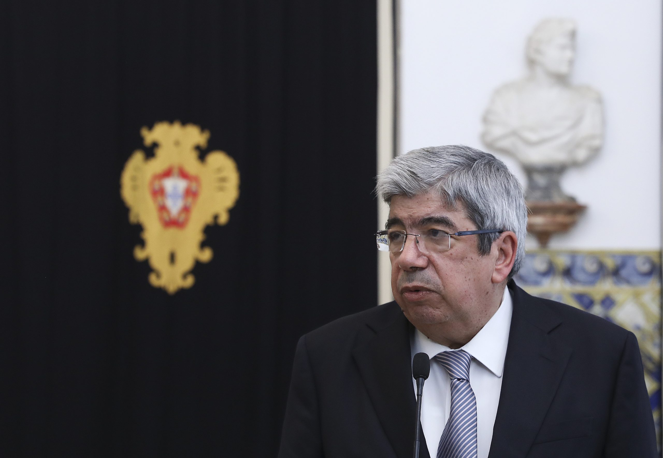 Eleições. Estou disponível para candidatar-me pelo PS e não me importa o lugar, afirma Ferro Rodrigues