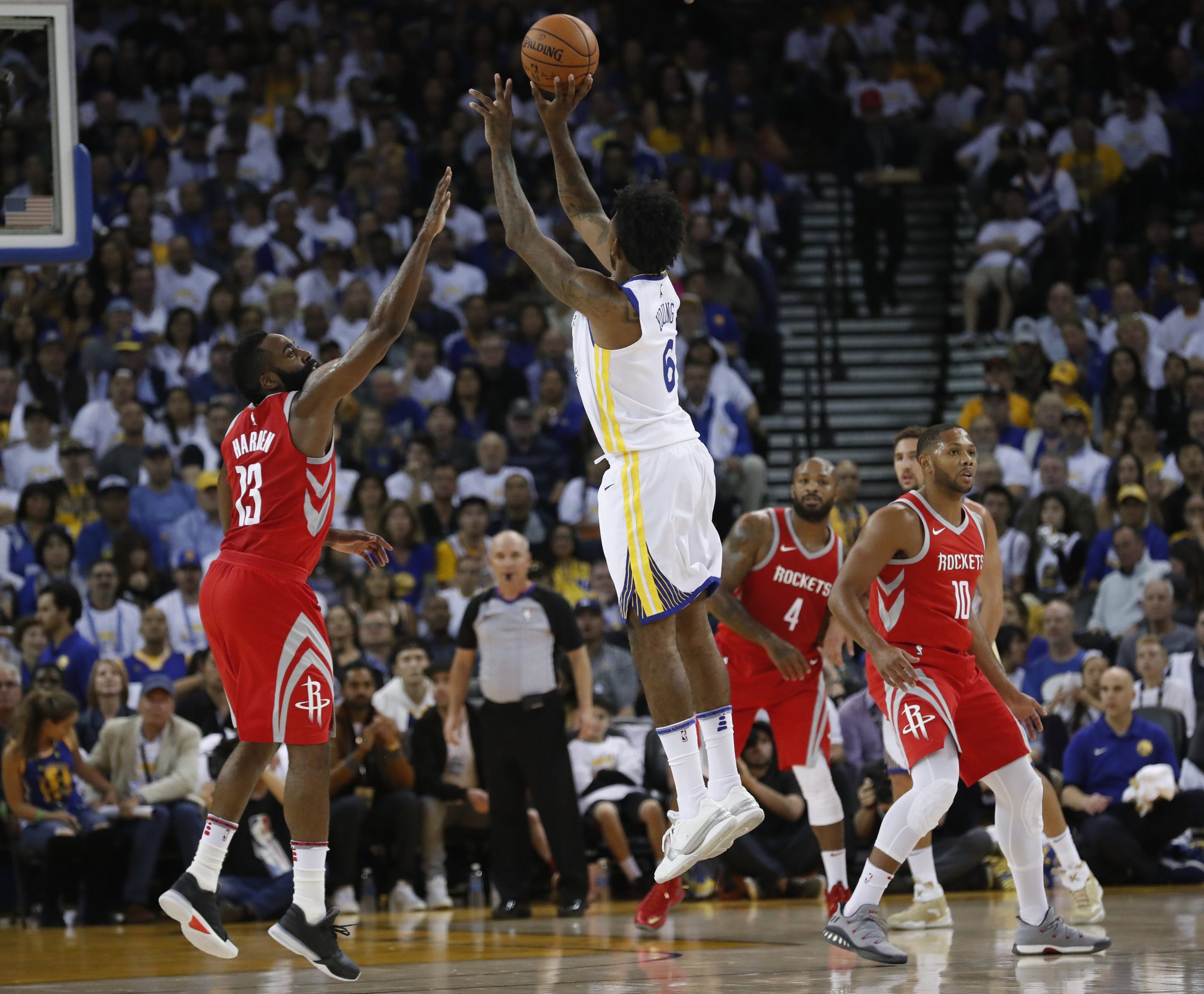 NBA: Como é que o ataque avassalador dos Houston Rockets apanhou os Warriors