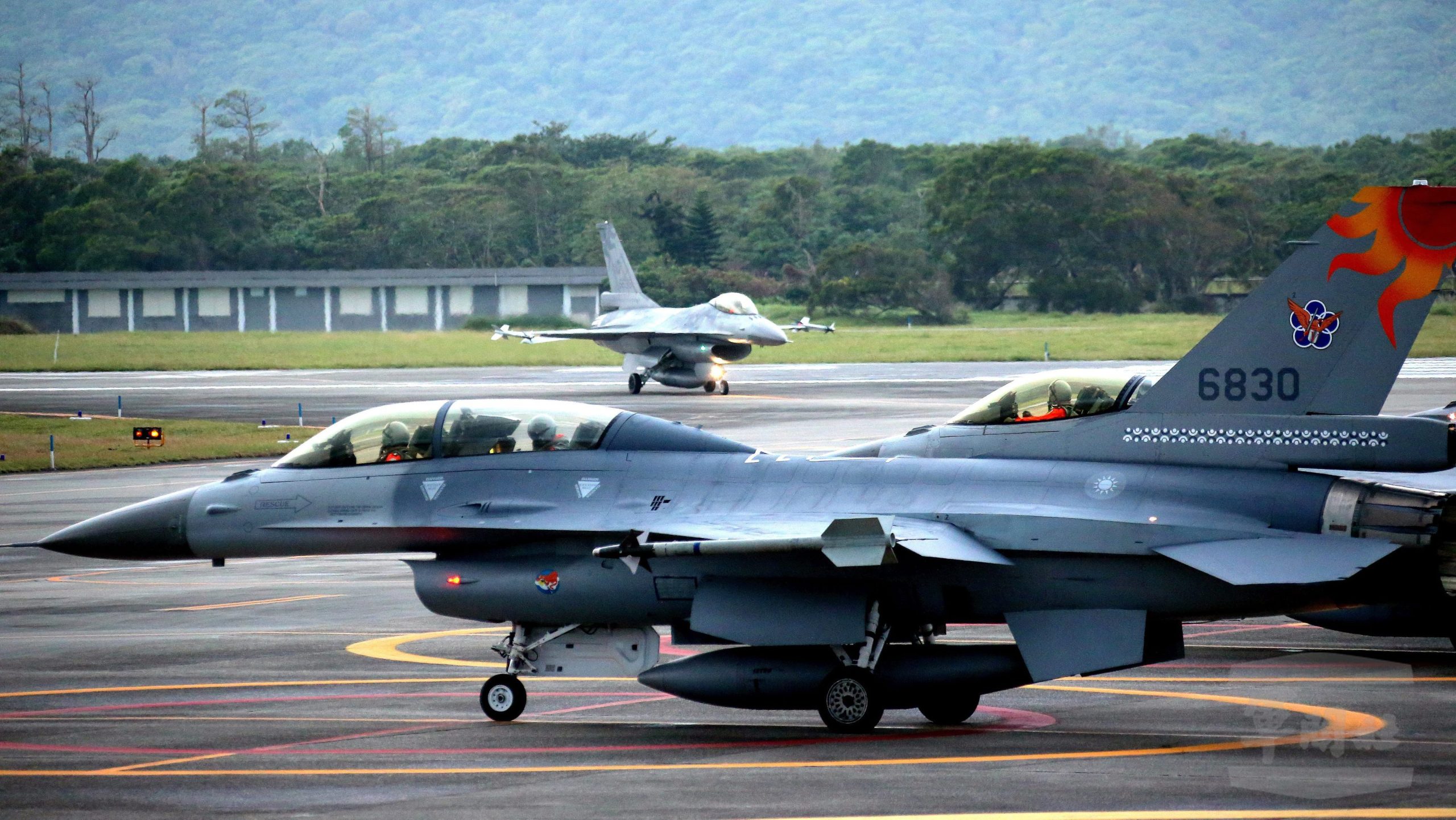 Exército de Taiwan simula ataque da China em dois dias de manobras