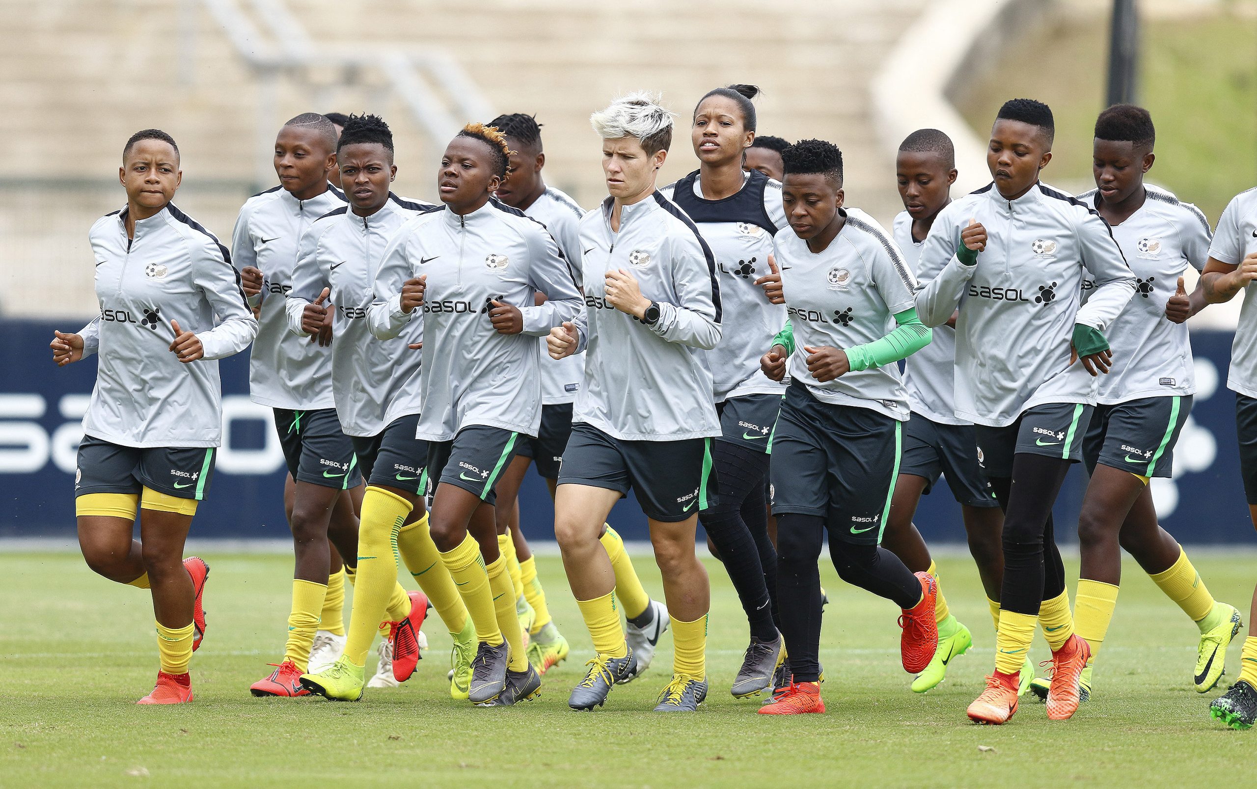África do Sul: Chamaram-lhes mercenárias por não disputarem um jogo amigável
