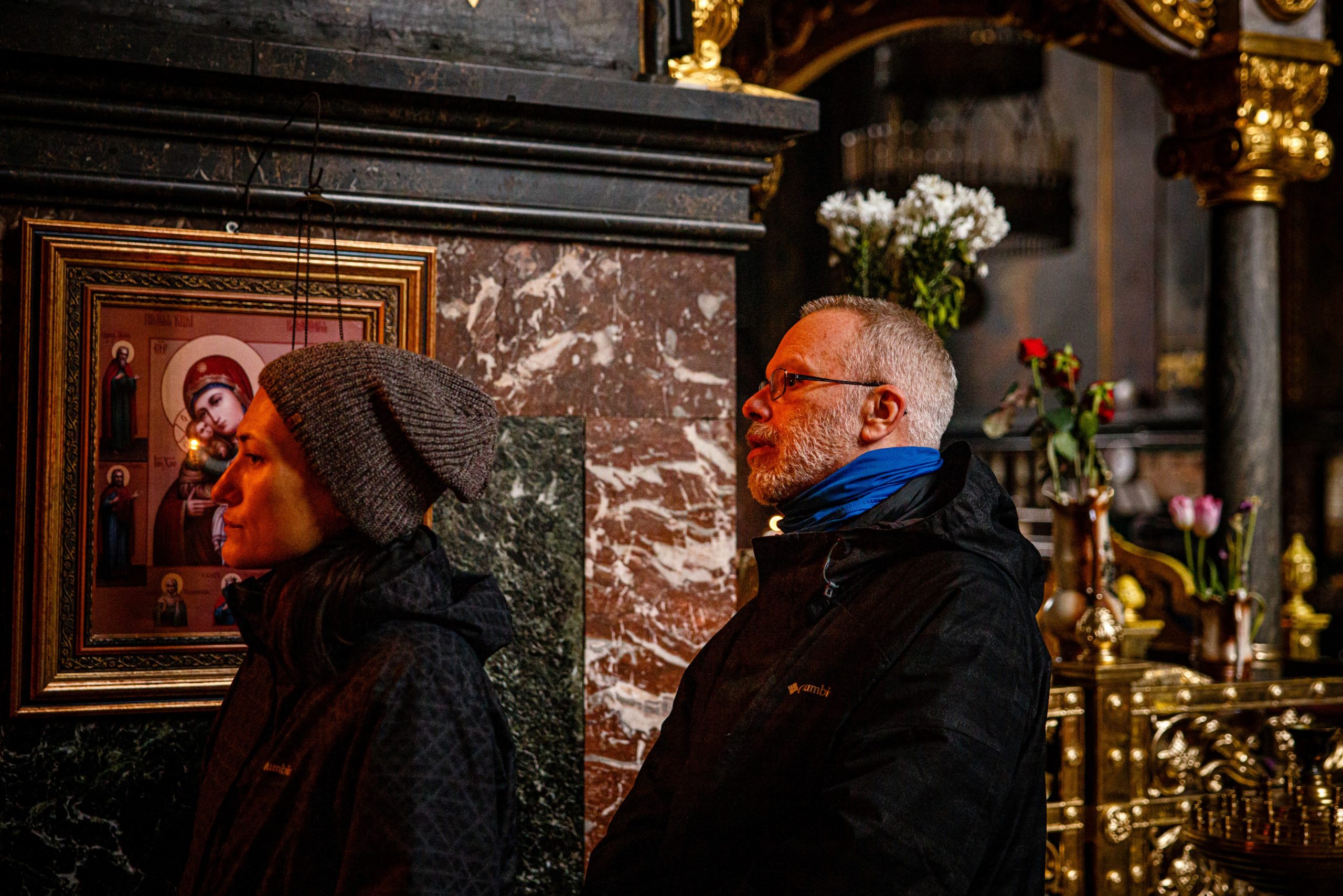 “Se o nosso destino é morrer aqui, que assim seja”. John e Natasha, dois norte-americanos que decidiram ficar em Kiev