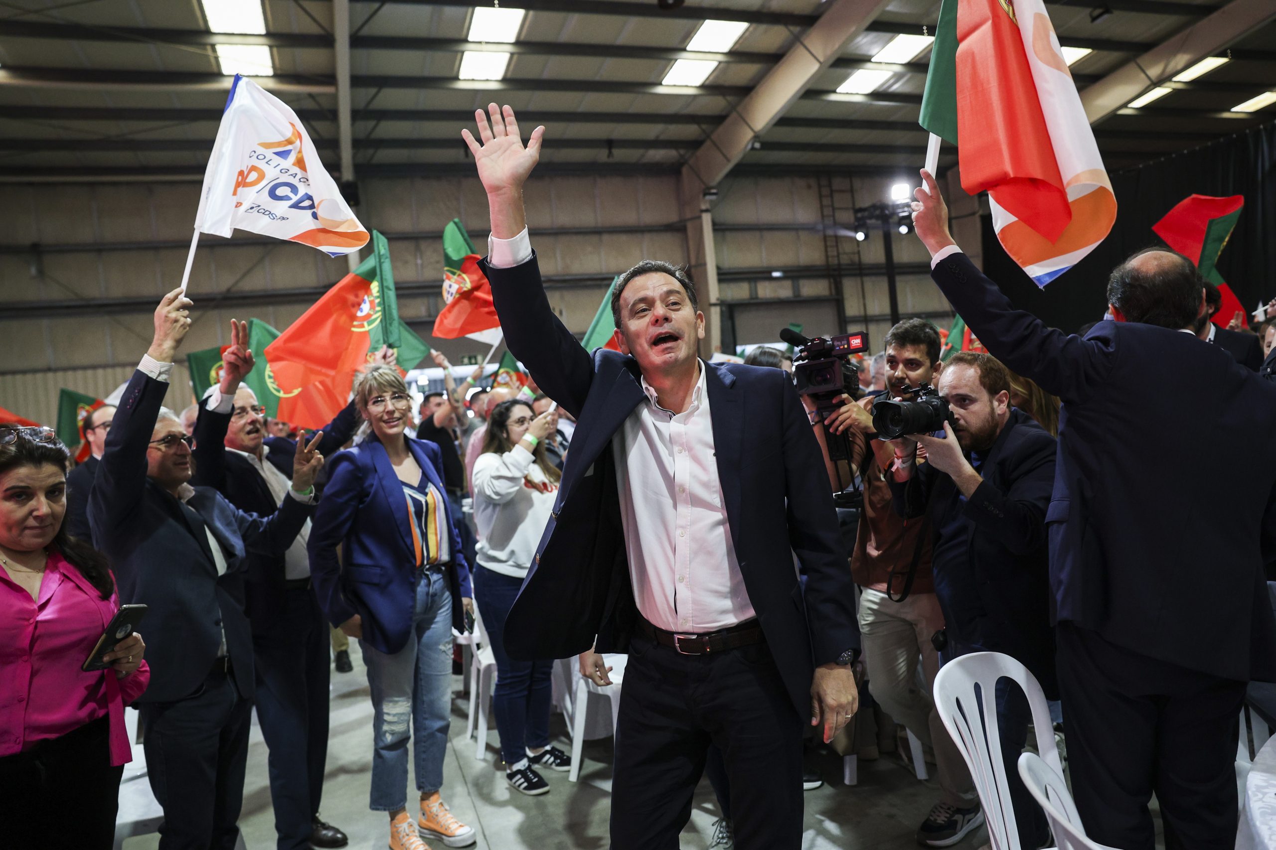 Décimo dia de campanha leva partidos de norte a sul, mas Lisboa concentra ações