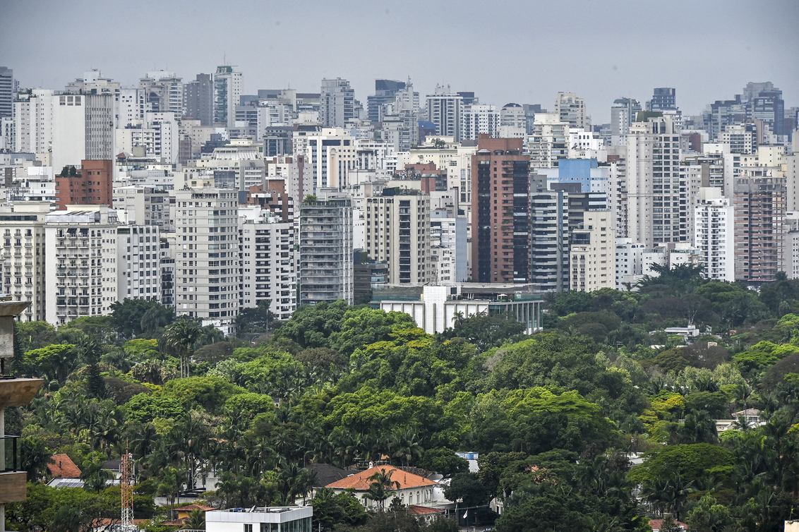 Helicóptero com quatro pessoas desaparece no estado brasileiro de São Paulo