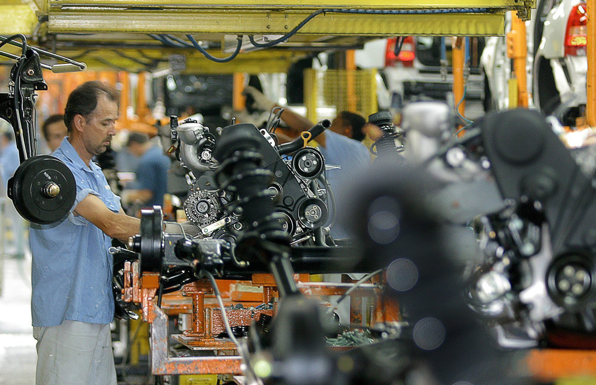 Faturação da indústria brasileira recuou 6,3% em março