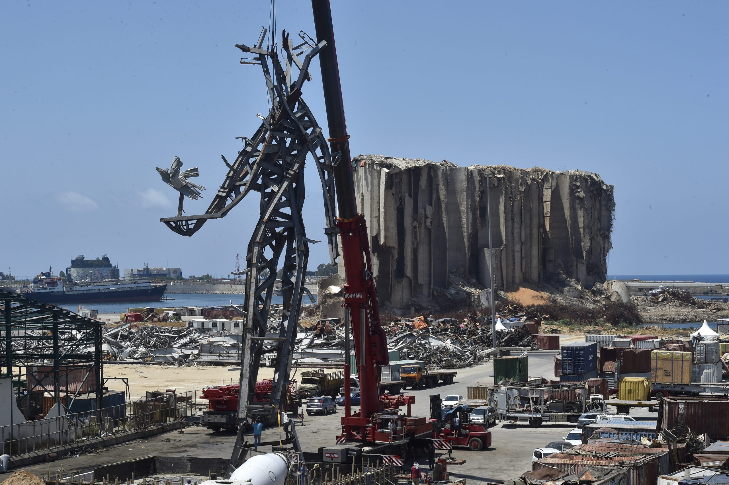 Explosão no porto de Beirute: Um ano depois, França e ONU pedem a doadores 295 milhões de euros em ajuda para salvar Líbano