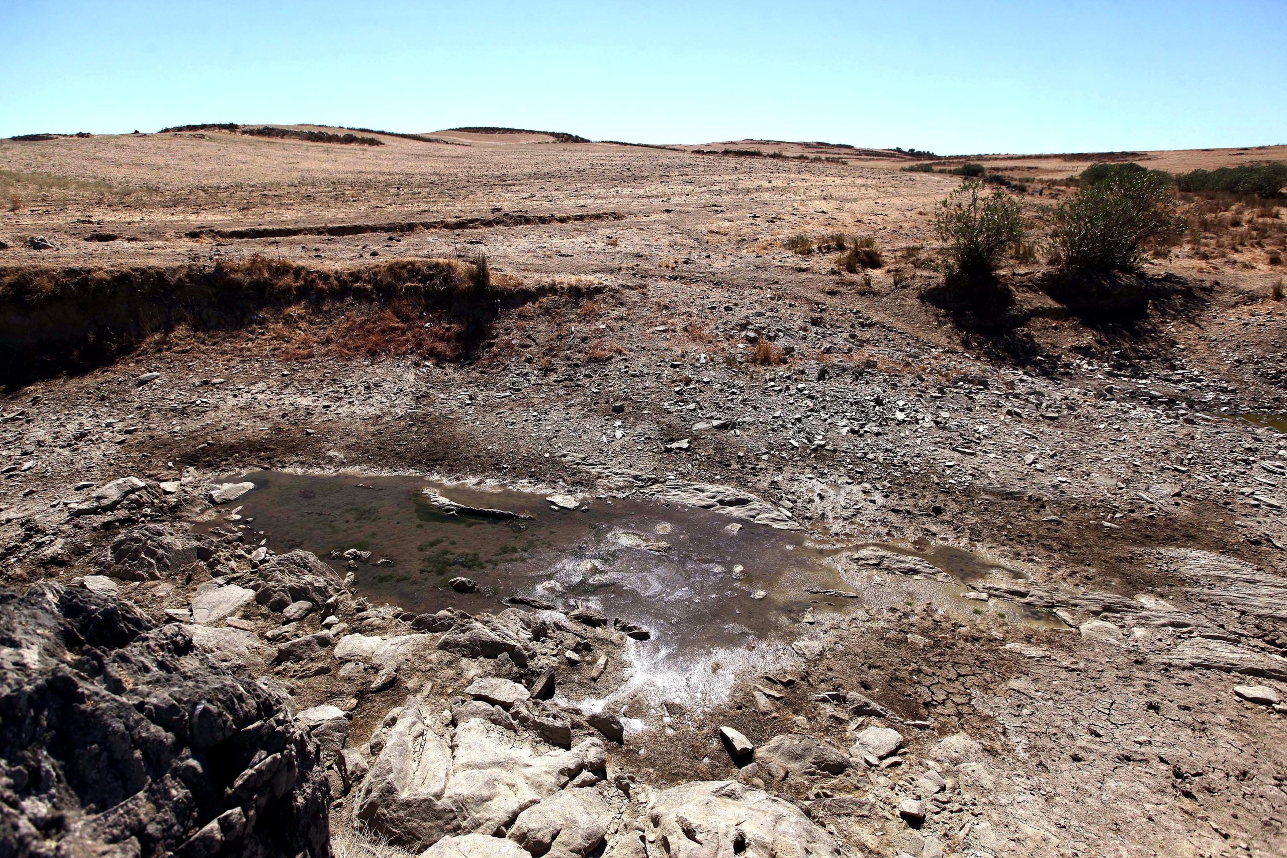 Aumenta território continental em situação de seca em abril