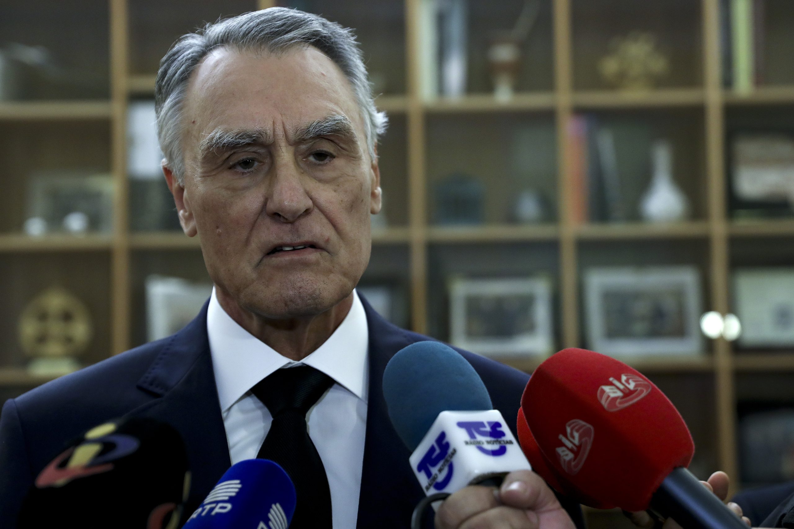 Cavaco Silva diz “não há comparação possível” entre Governo a que deu posse e o atual