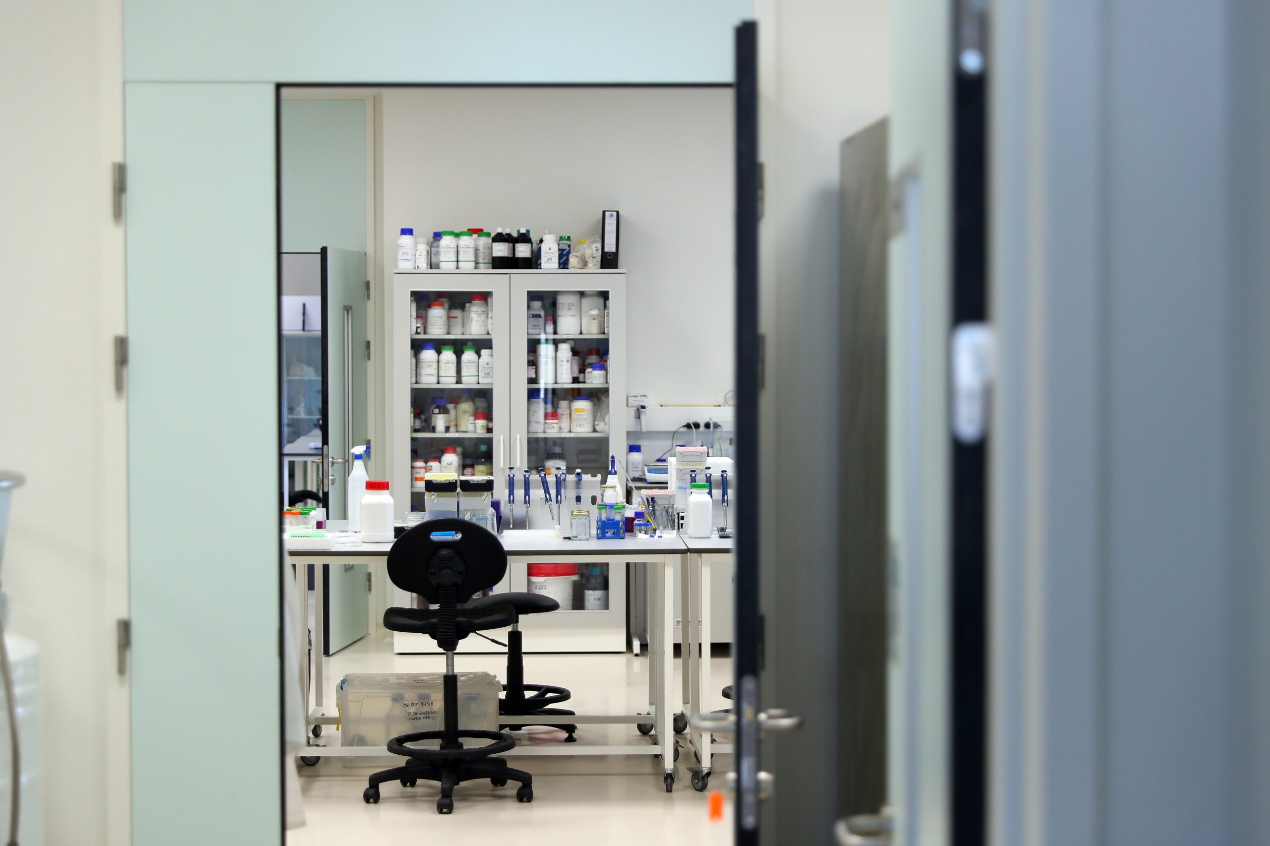 Investigadores portugueses testam nanopartículas de ouro com potencial no tratamento do cancro