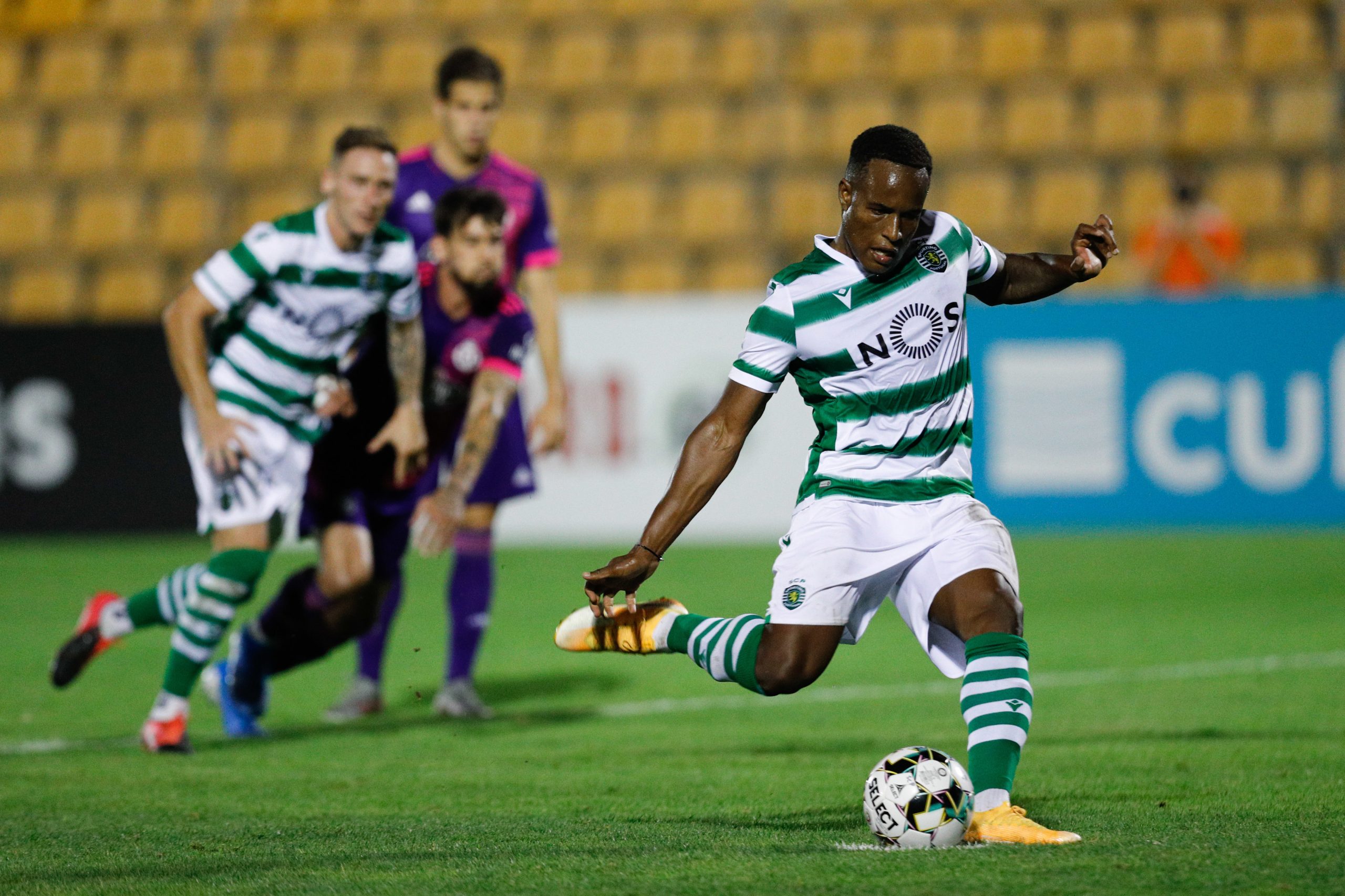Nápoles é o convidado do Sporting na IX edição do Troféu Cinco Violinos