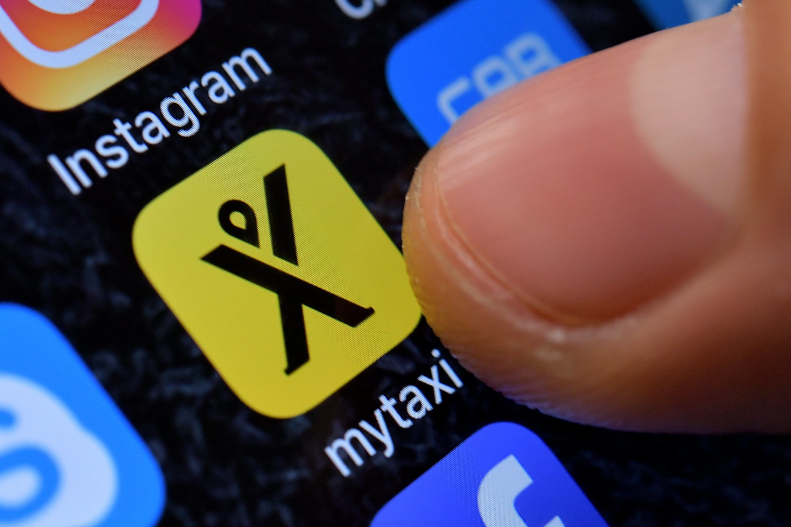 Mytaxi desapontada com desigualdade criada com promulgação de diploma da Uber e Cabify