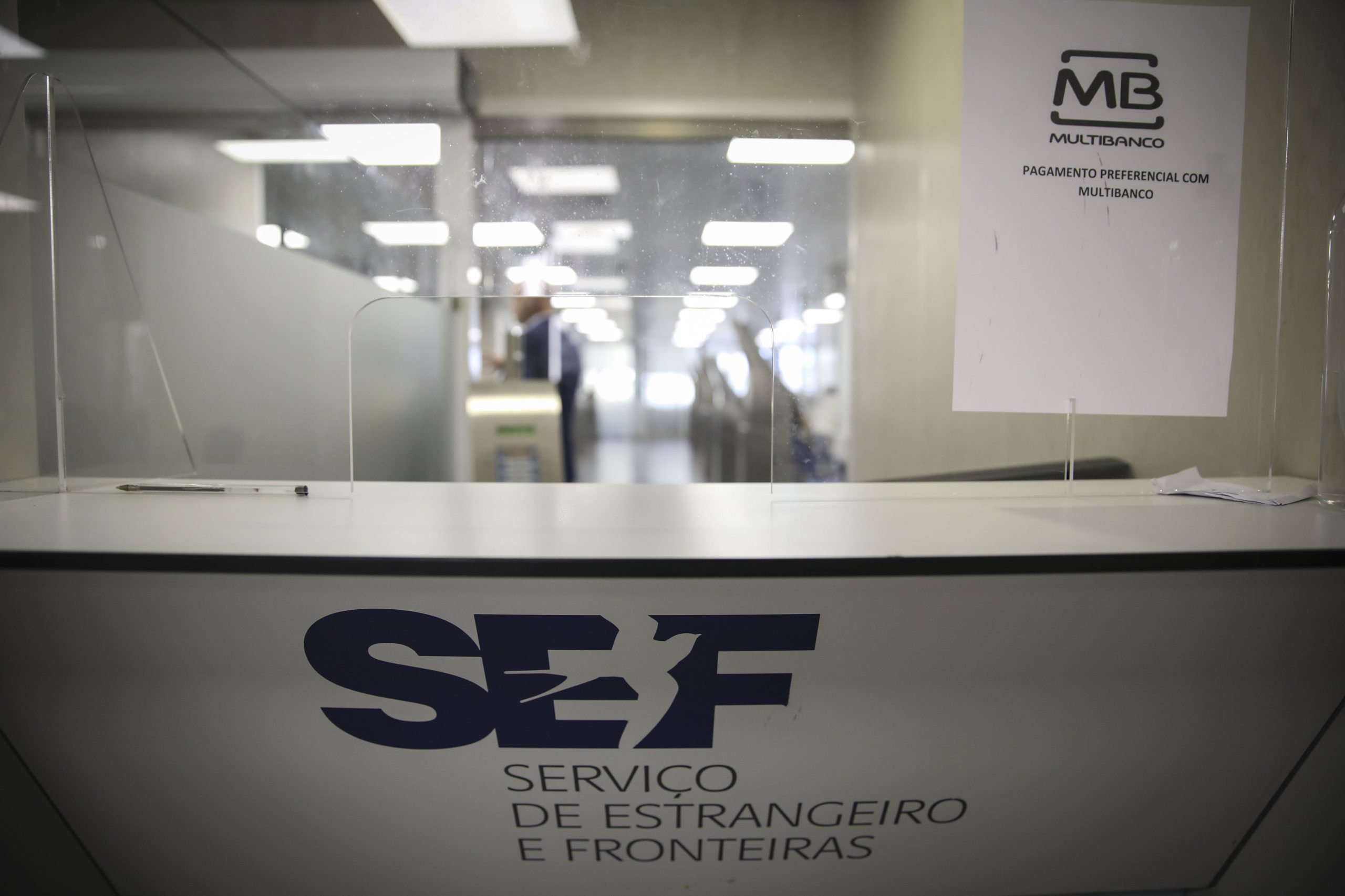 Executivo quer avaliar extinção do SEF e da recém-criada agência das migrações