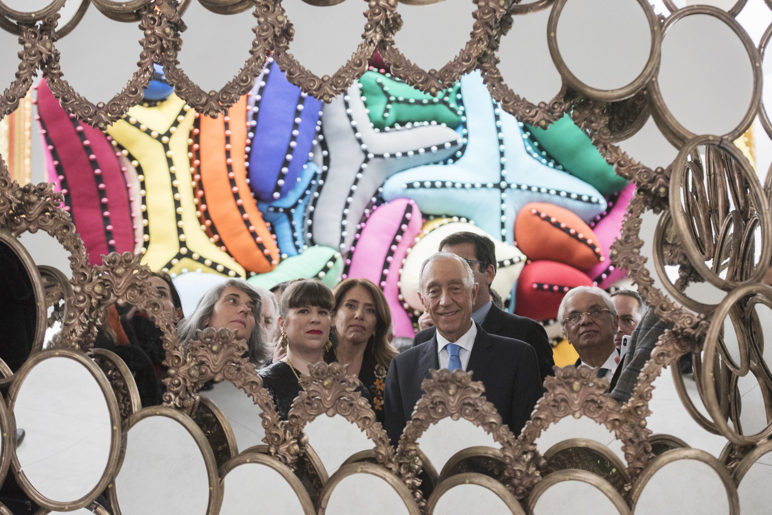 Presidente agradece a Joana Vasconcelos por mais um “testemunho que enriquece o país”