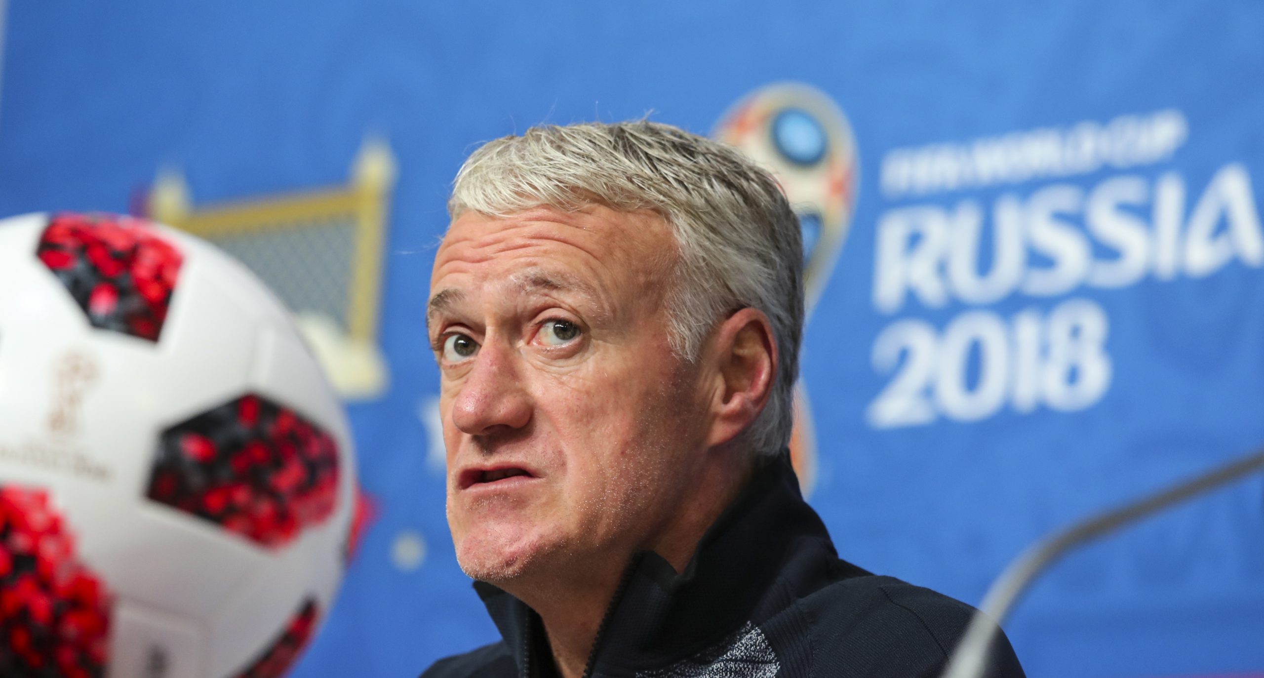 A seleção nacional regressa ao Stade de France. Deschamps diz que Euro2016 está “esquecido” e espera Portugal na “máxima força”