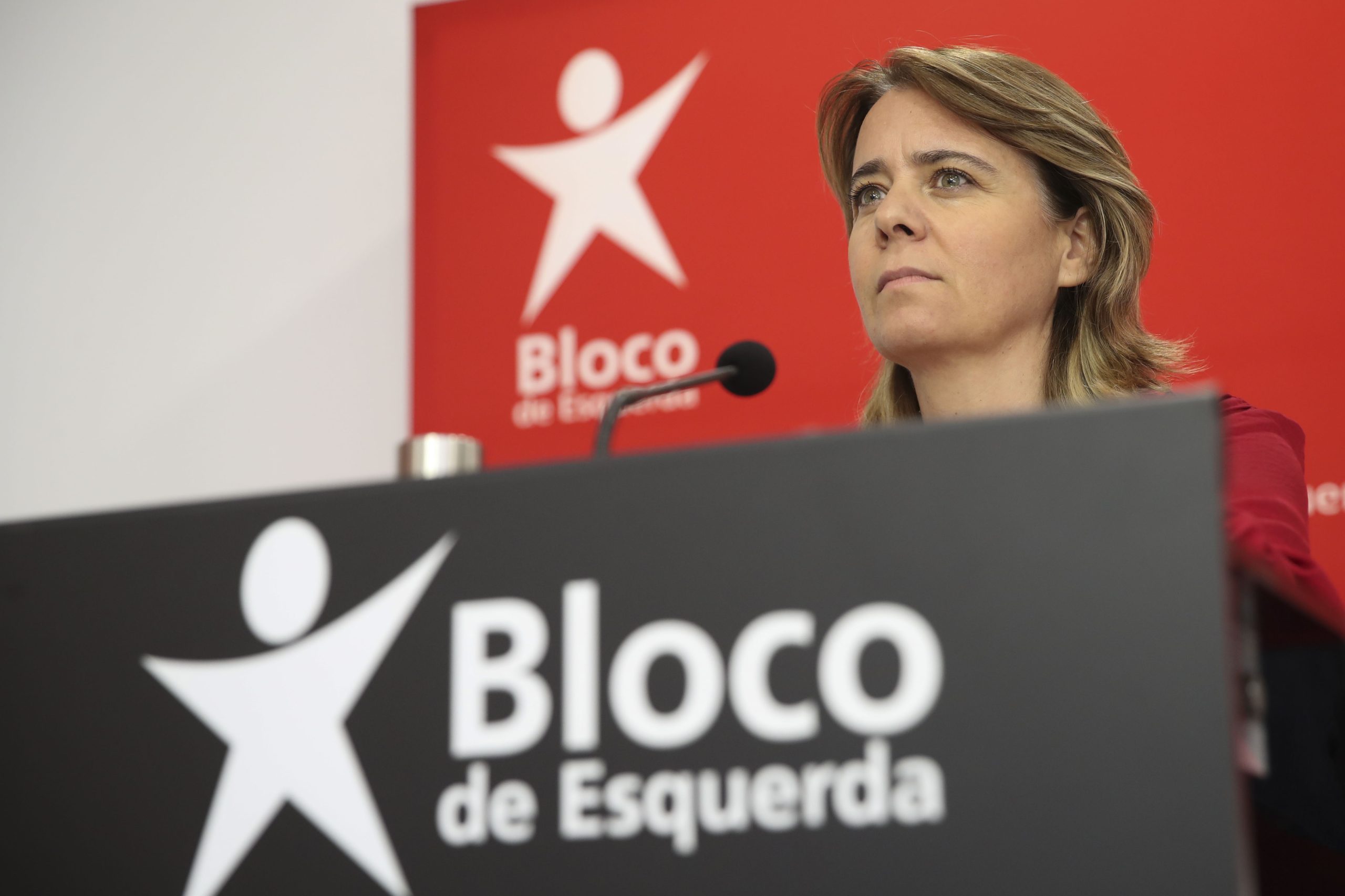 Catarina Martins diz que “lei dos metadados está mal feita” e “problema” não é do Tribunal Constitucional