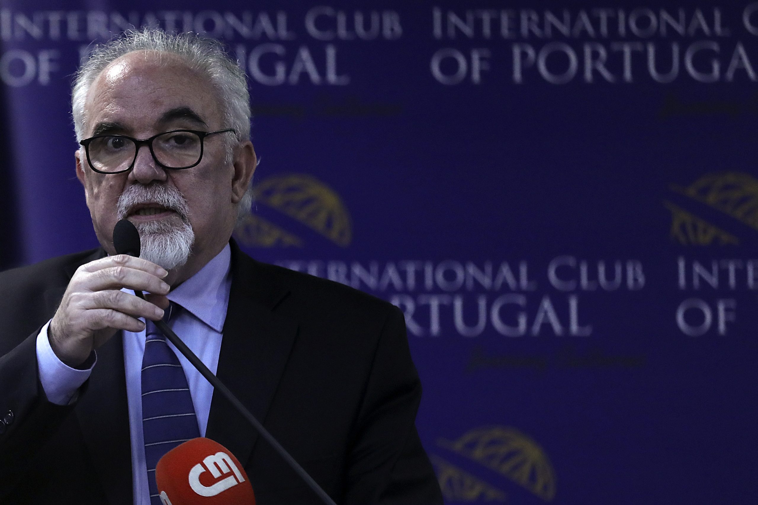 Ministro indica que situação de desempregados maiores de 45 anos está a mudar