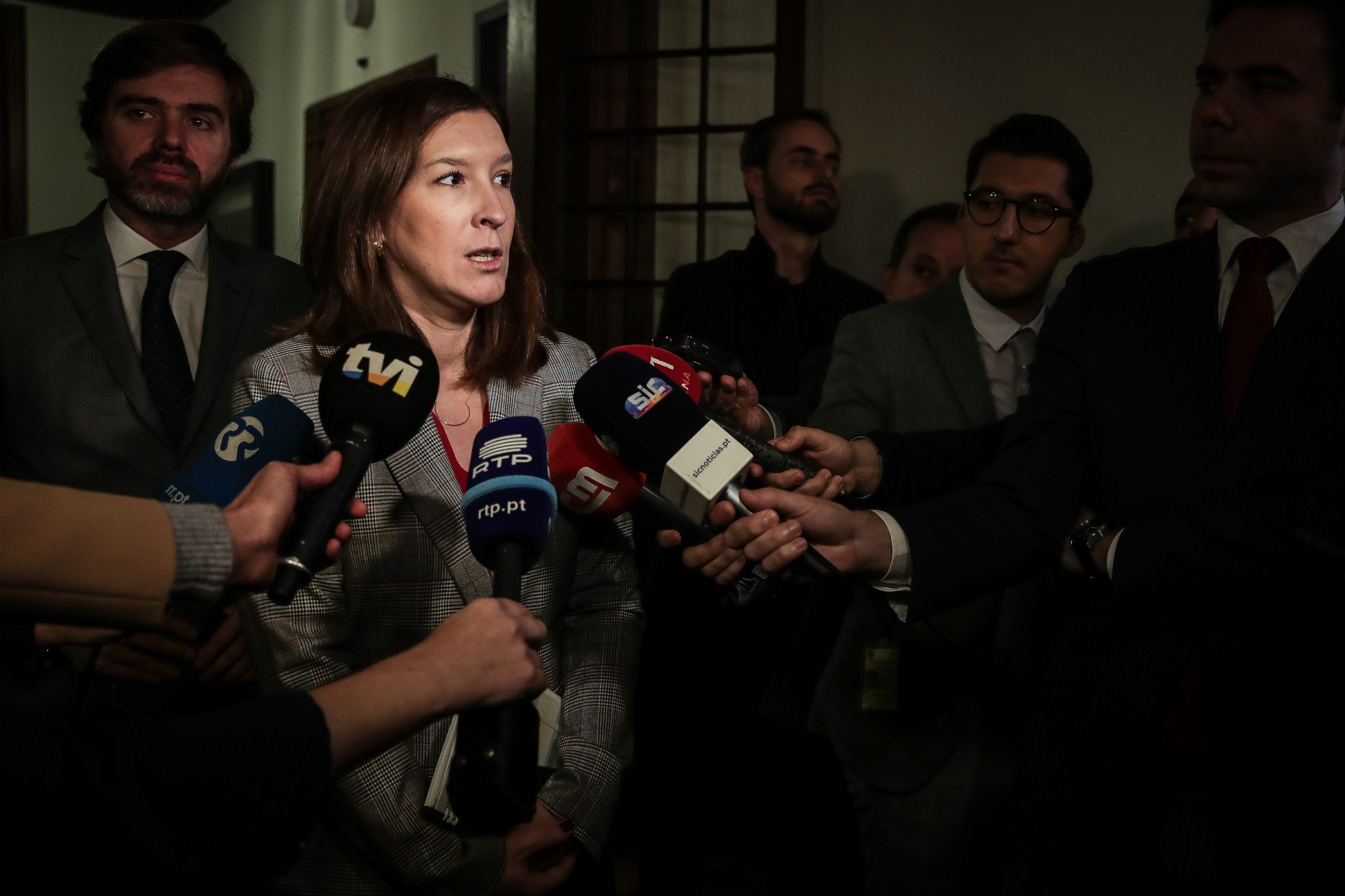 OE2020: CDS tem expectativas baixas, mas revela sentido de voto mais tarde