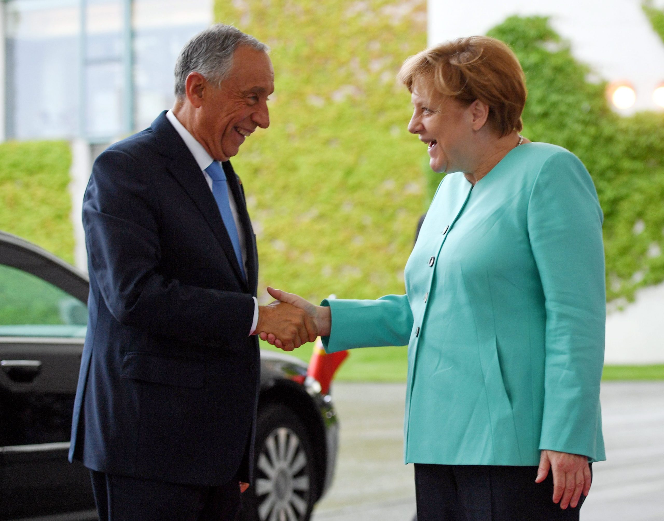 Marcelo Rebelo de Sousa vai condecorar Angela Merkel com a Ordem do Infante D. Henrique