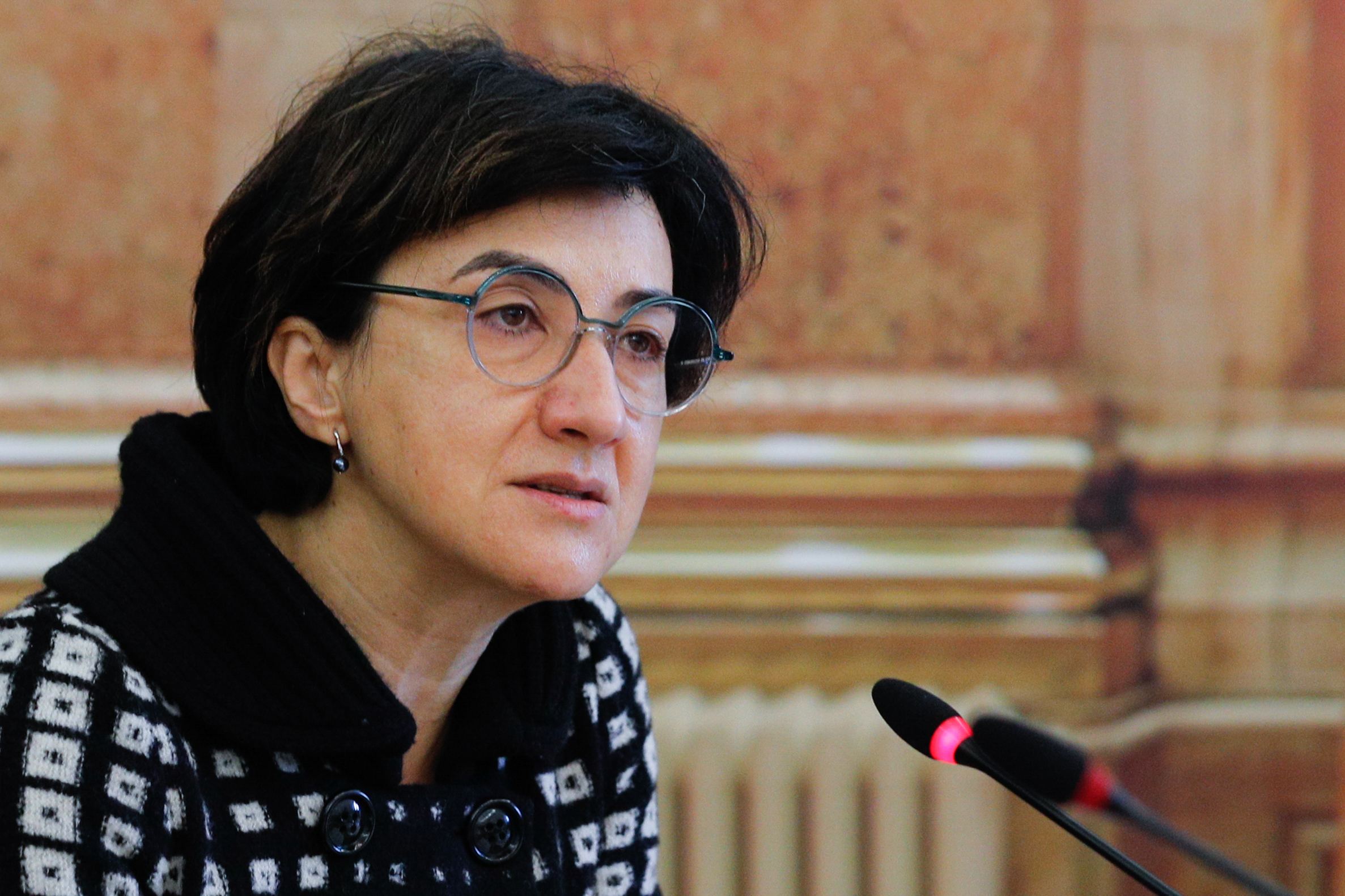 Ministra da agricultura defende “alterações de comportamento” gerais  para combater o desperdício alimentar