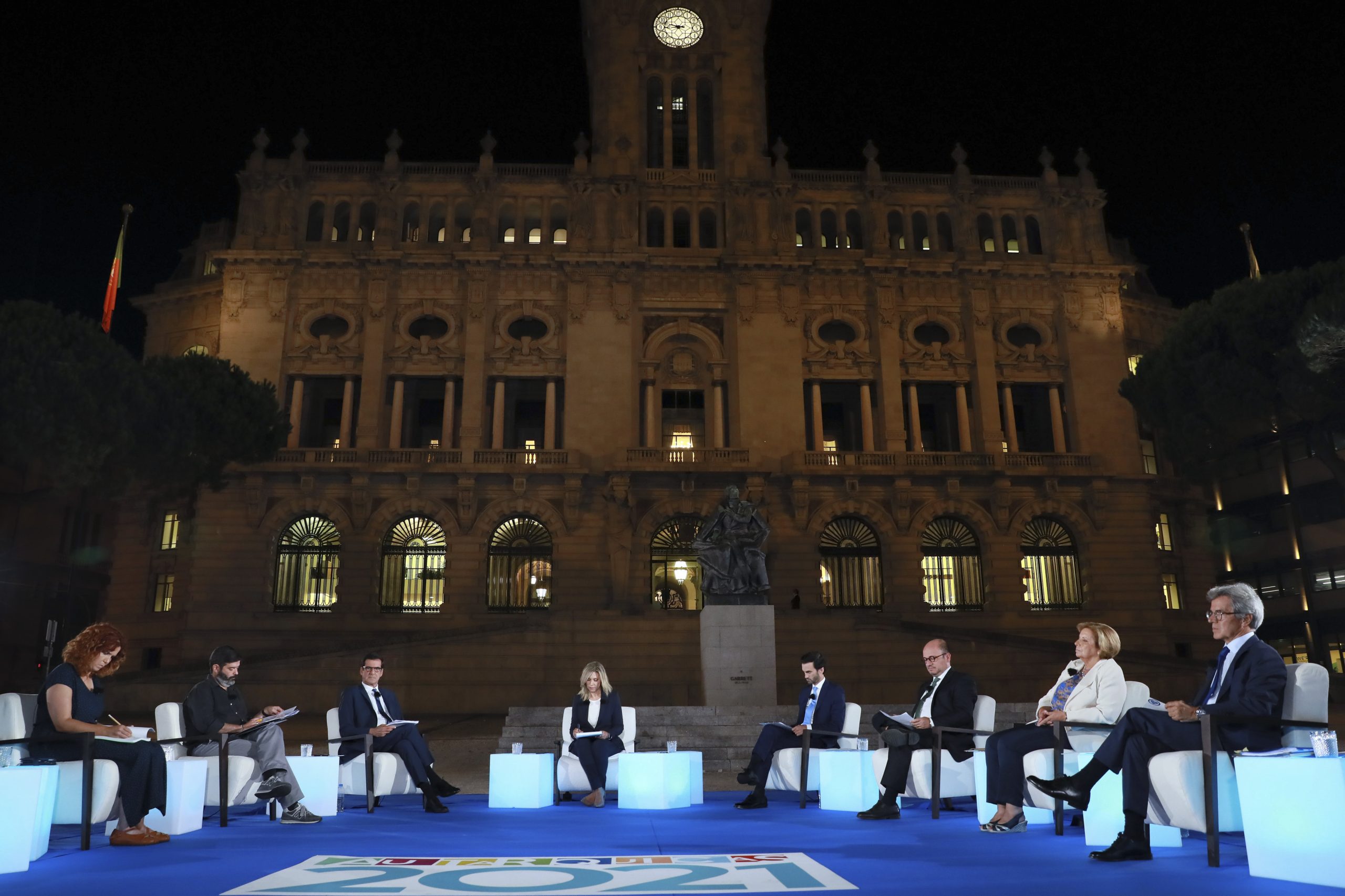 Como viver e andar no Porto? Falando no caso Selminho apenas para não falar dele, o debate da Invicta focou-se na política