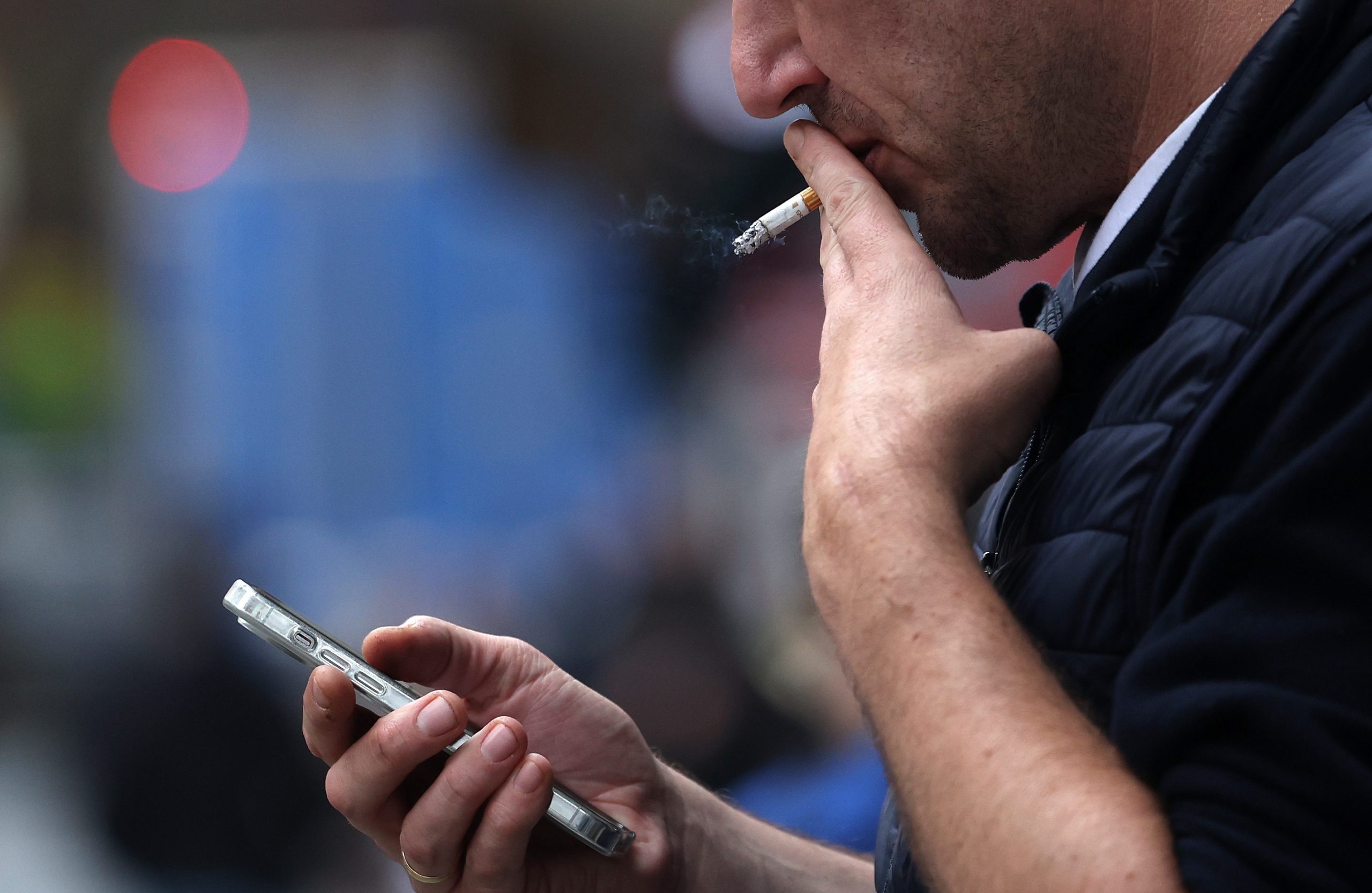 Existe uma ideia política errada de que o tabaco faz parte da economia. Programa para a Prevenção e Controlo do Tabagismo “não foi relançado, está parado, está em coma”