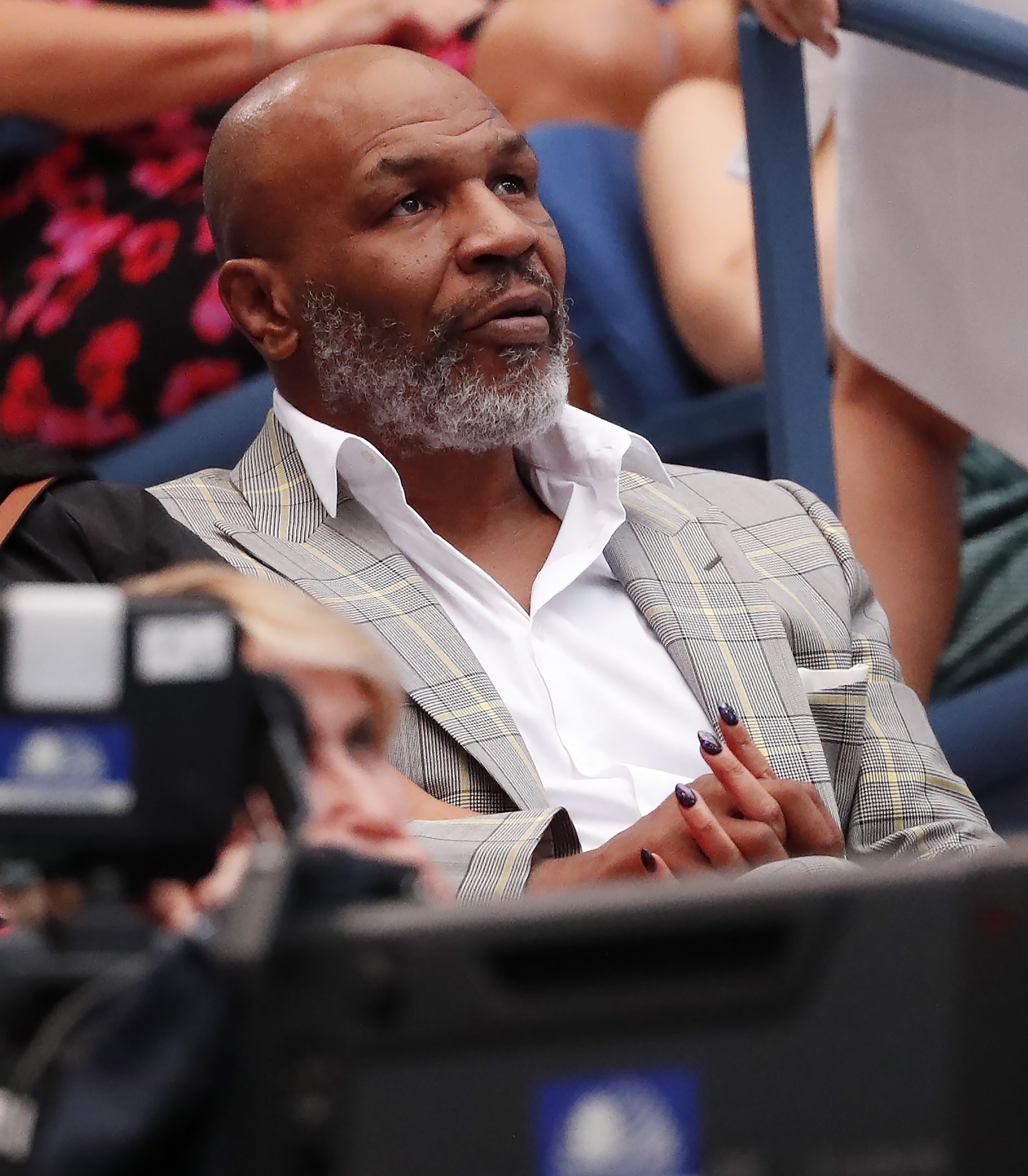 Mike Tyson regressa aos ringues aos 54 anos para combate de exibição
