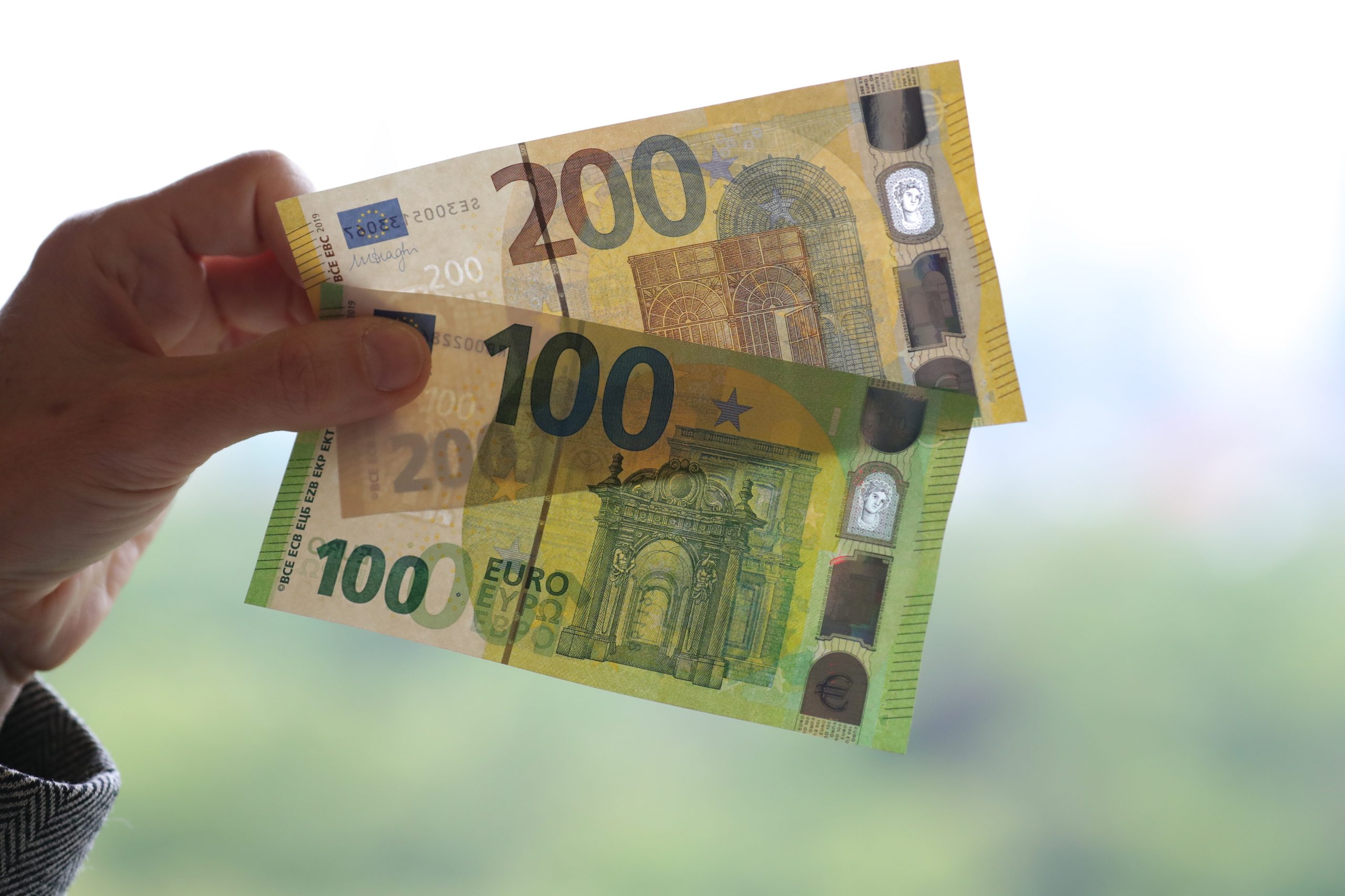 Incentivo fiscal por aumentos salariais exclui familiares do empregador