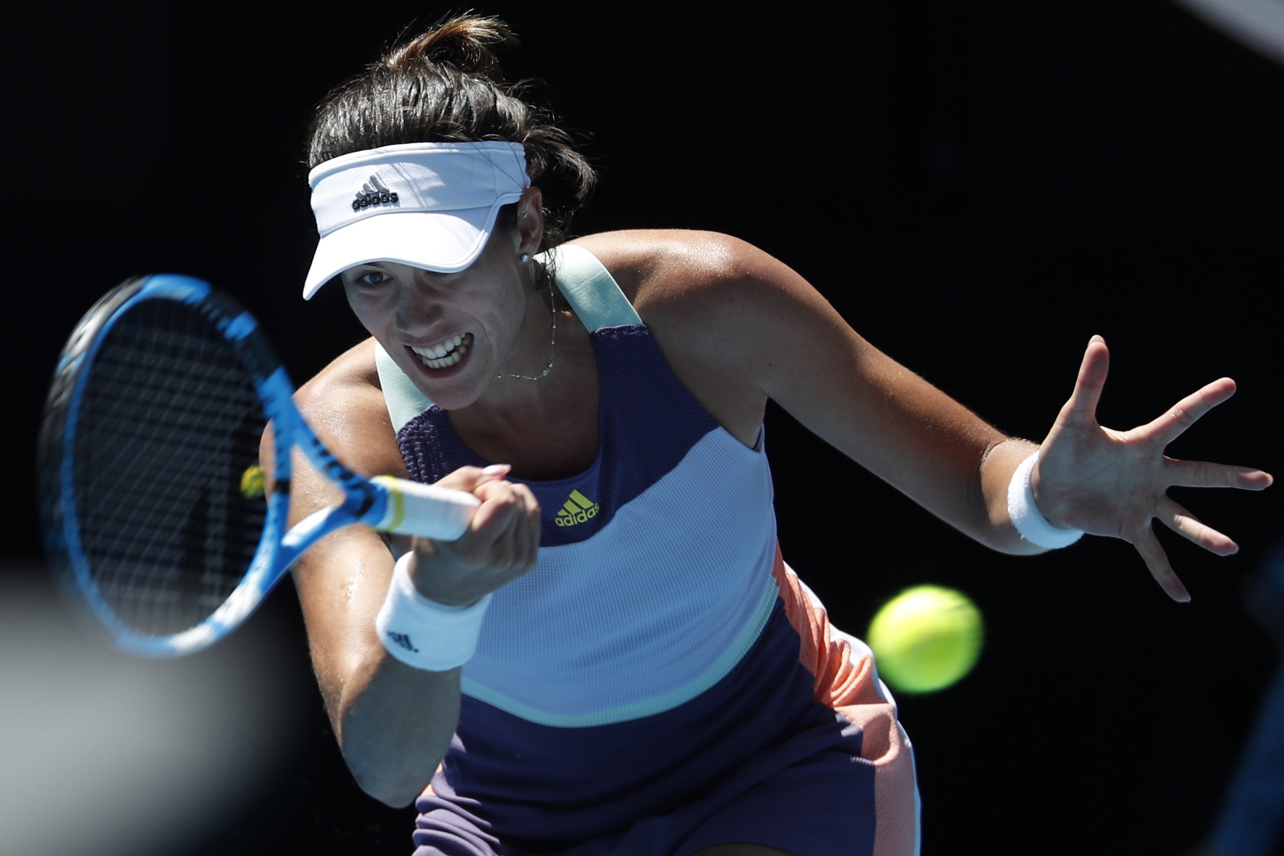 Muguruza vence Pavlyuchenkova e encontra Halep nas meias finais do Open da Austrália