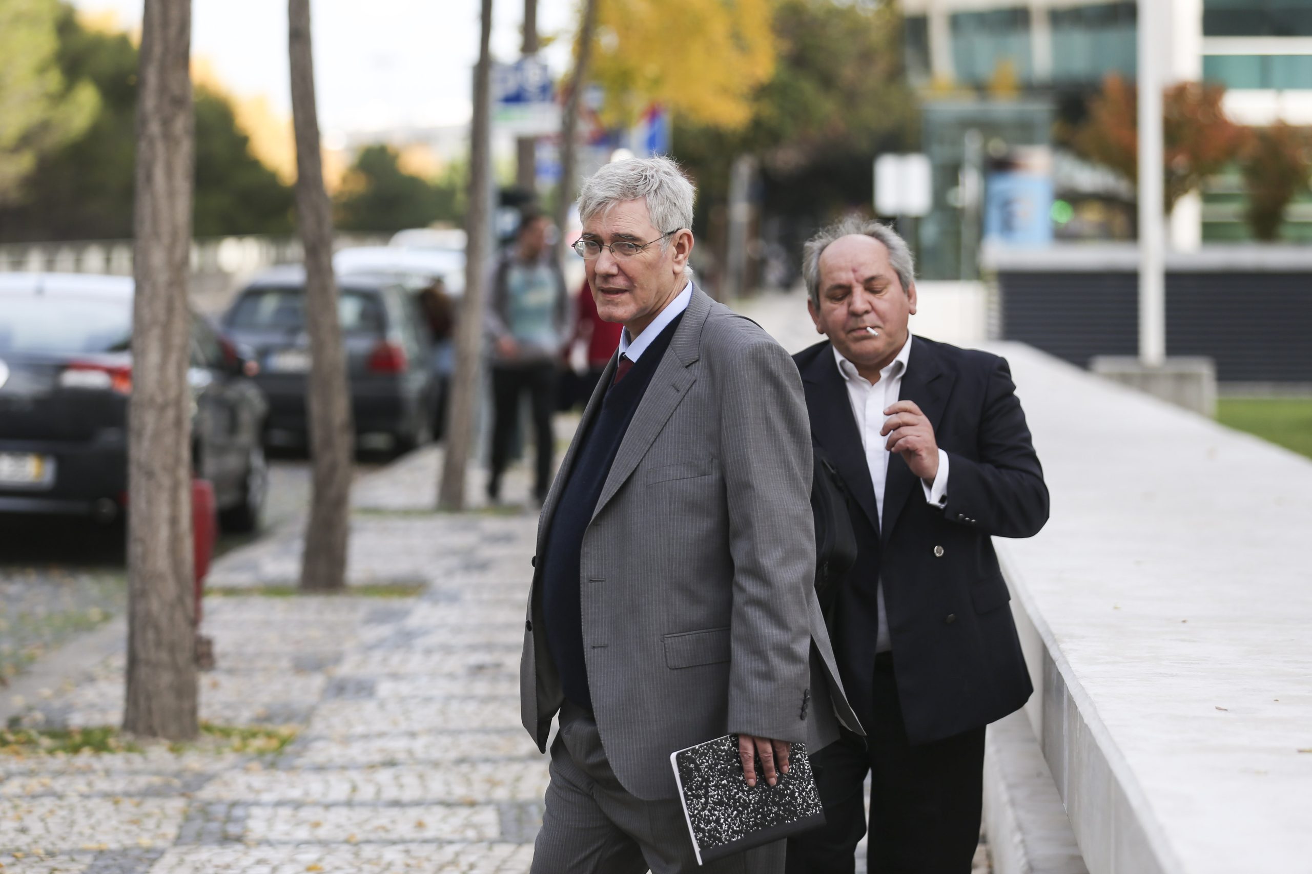 Espião acusado de vender segredos de Estado não prestou declarações em julgamento