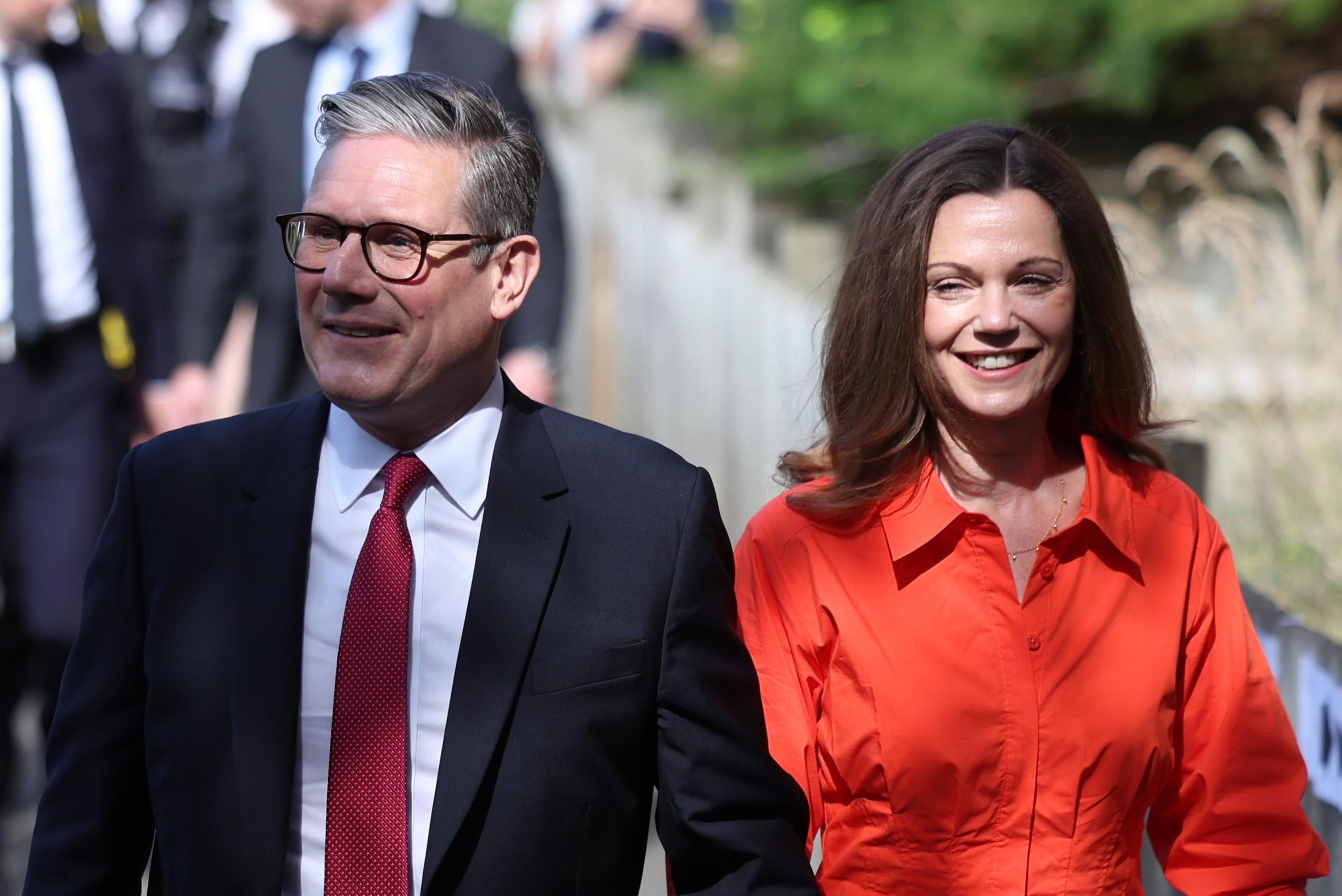 Futuro PM Keir Starmer declara que “mudança começa agora” no Reino Unido